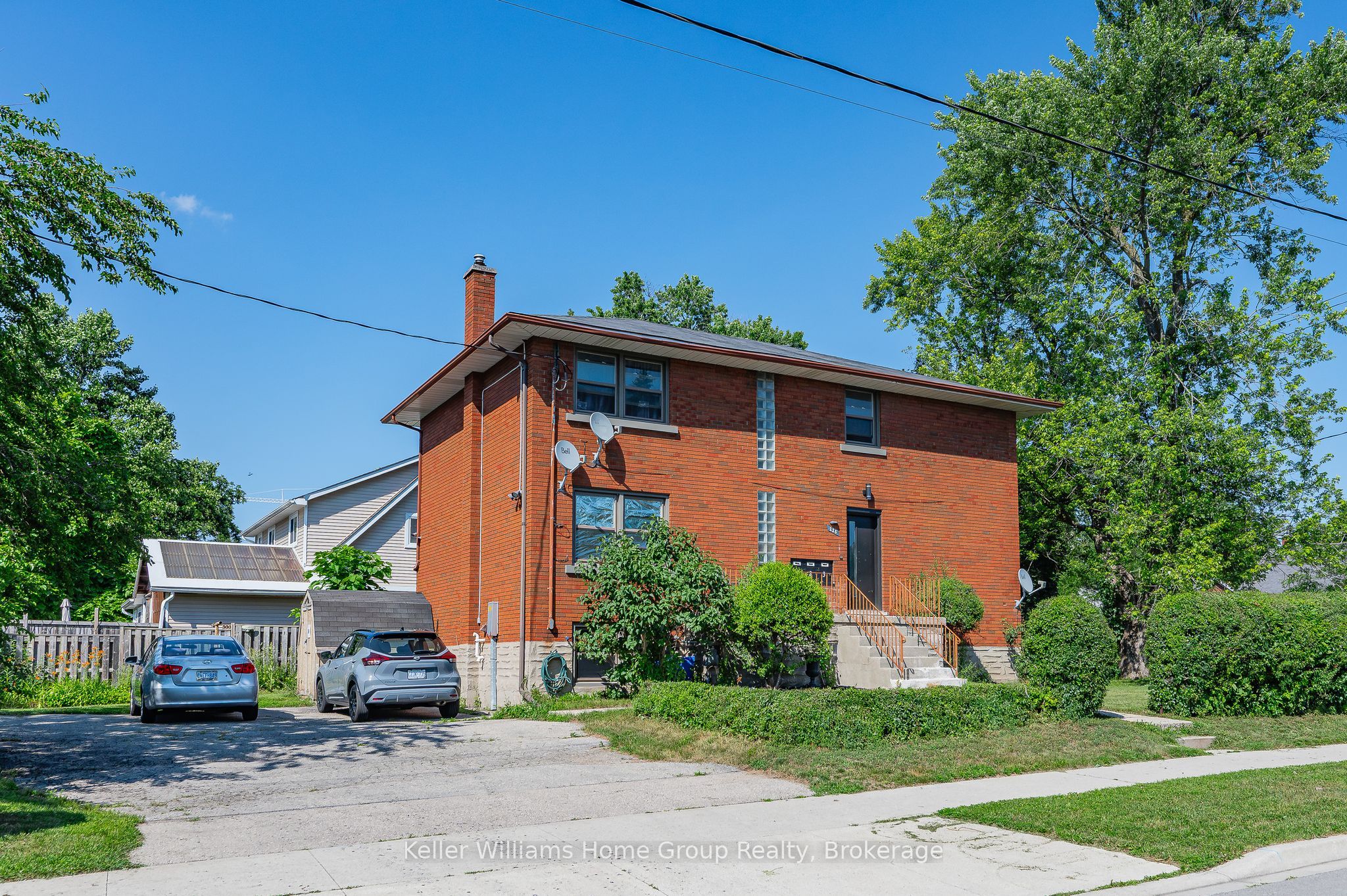 228 Connaught Street Property Photo 1