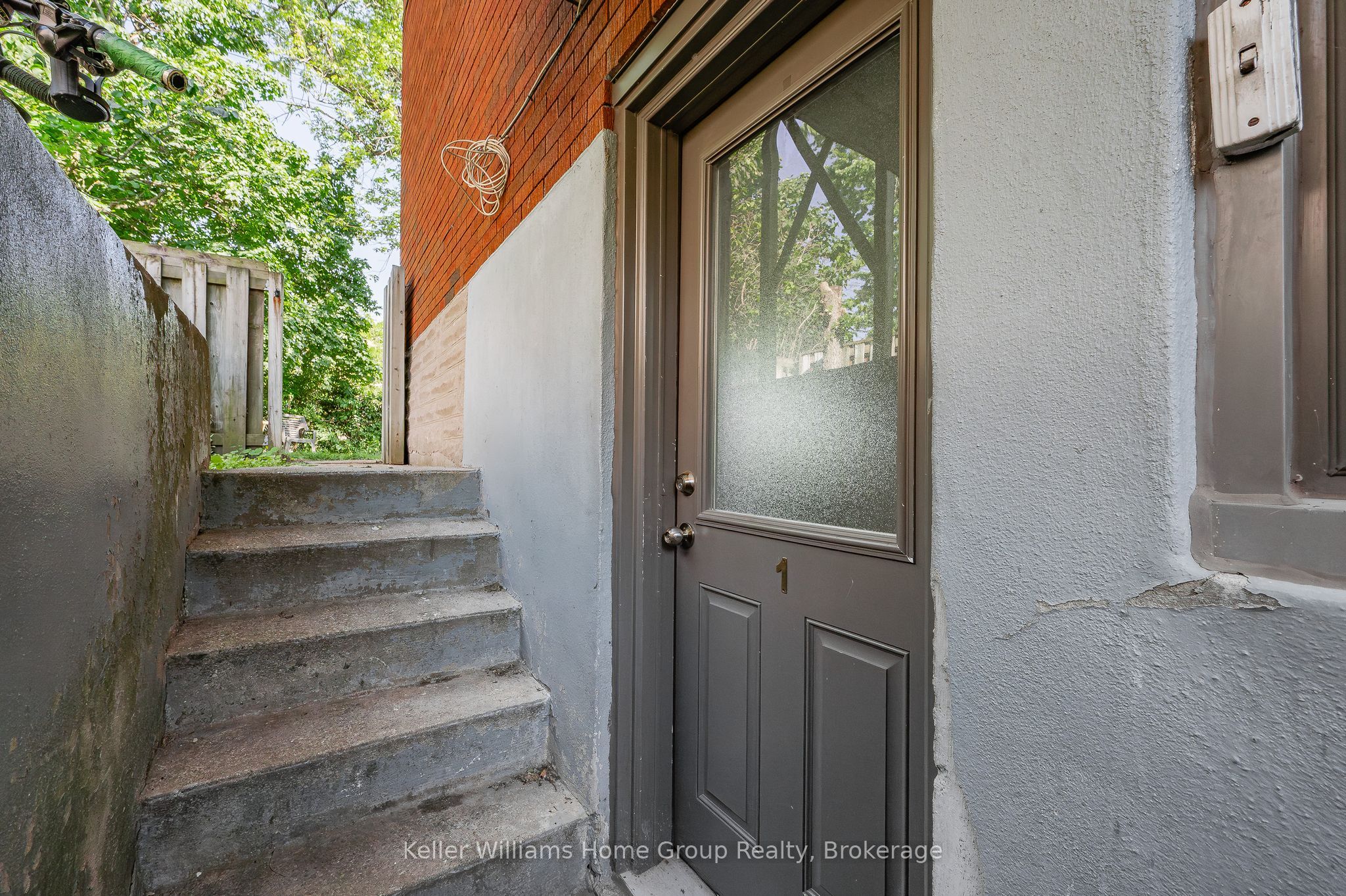 228 Connaught Street Property Photo 11