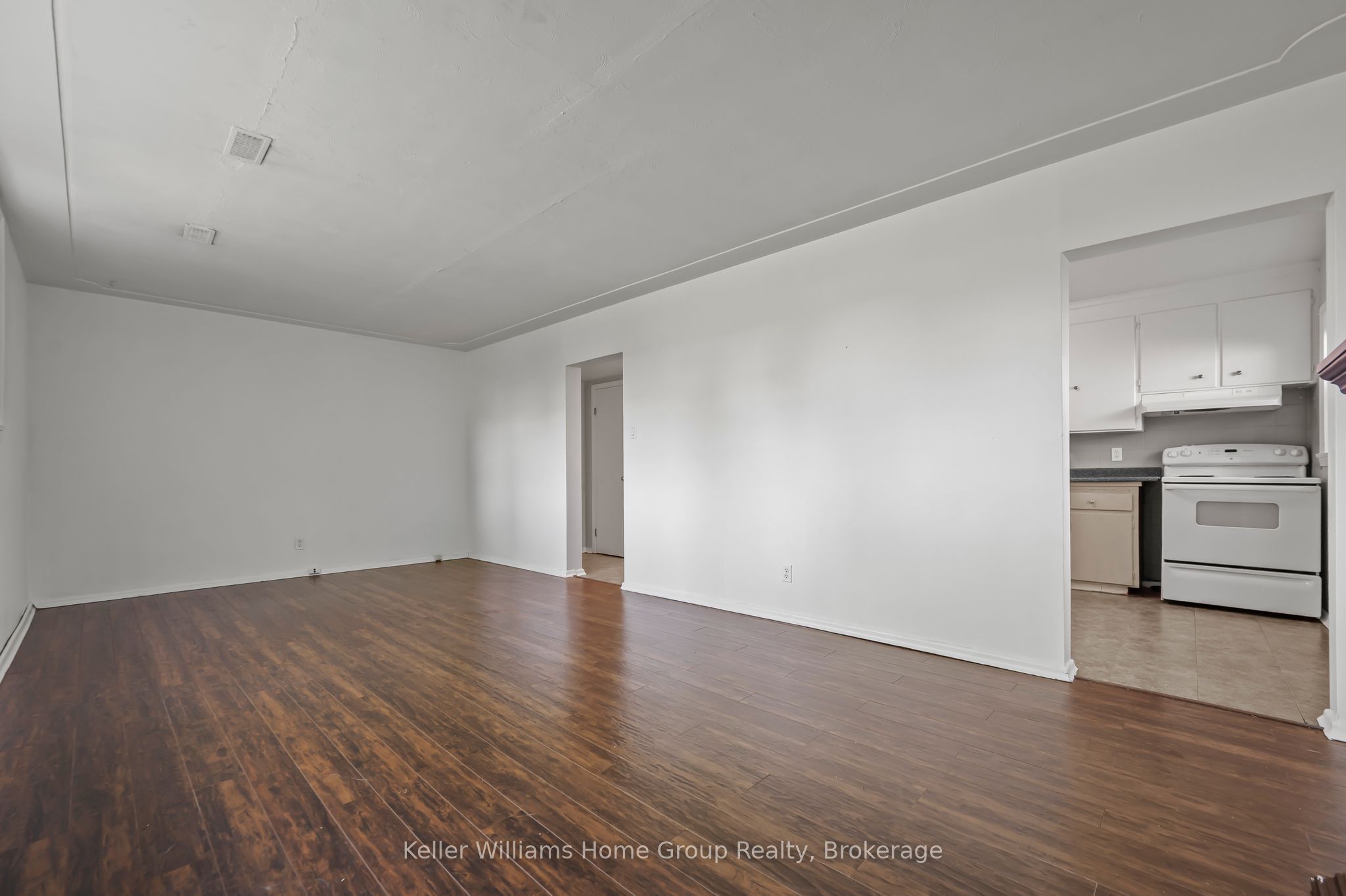 228 Connaught Street Property Photo 20