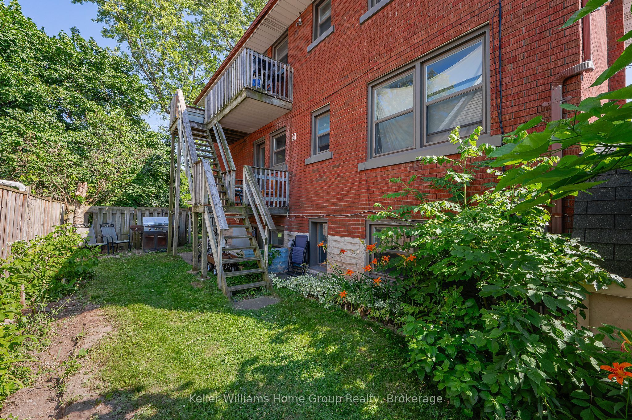 228 Connaught Street Property Photo 29