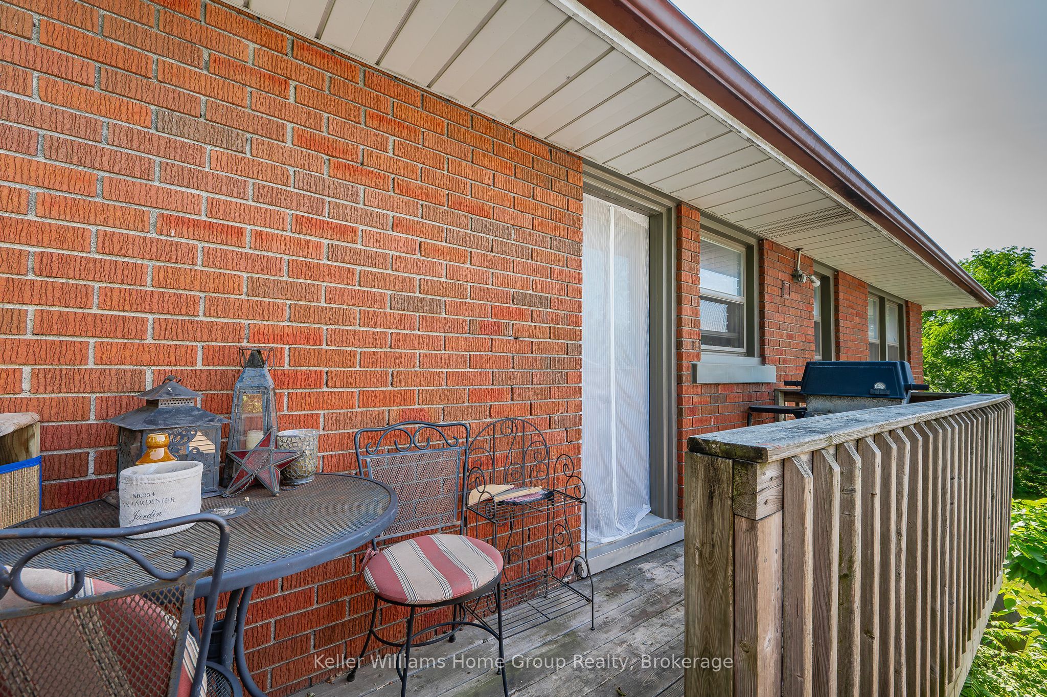 228 Connaught Street Property Photo 31