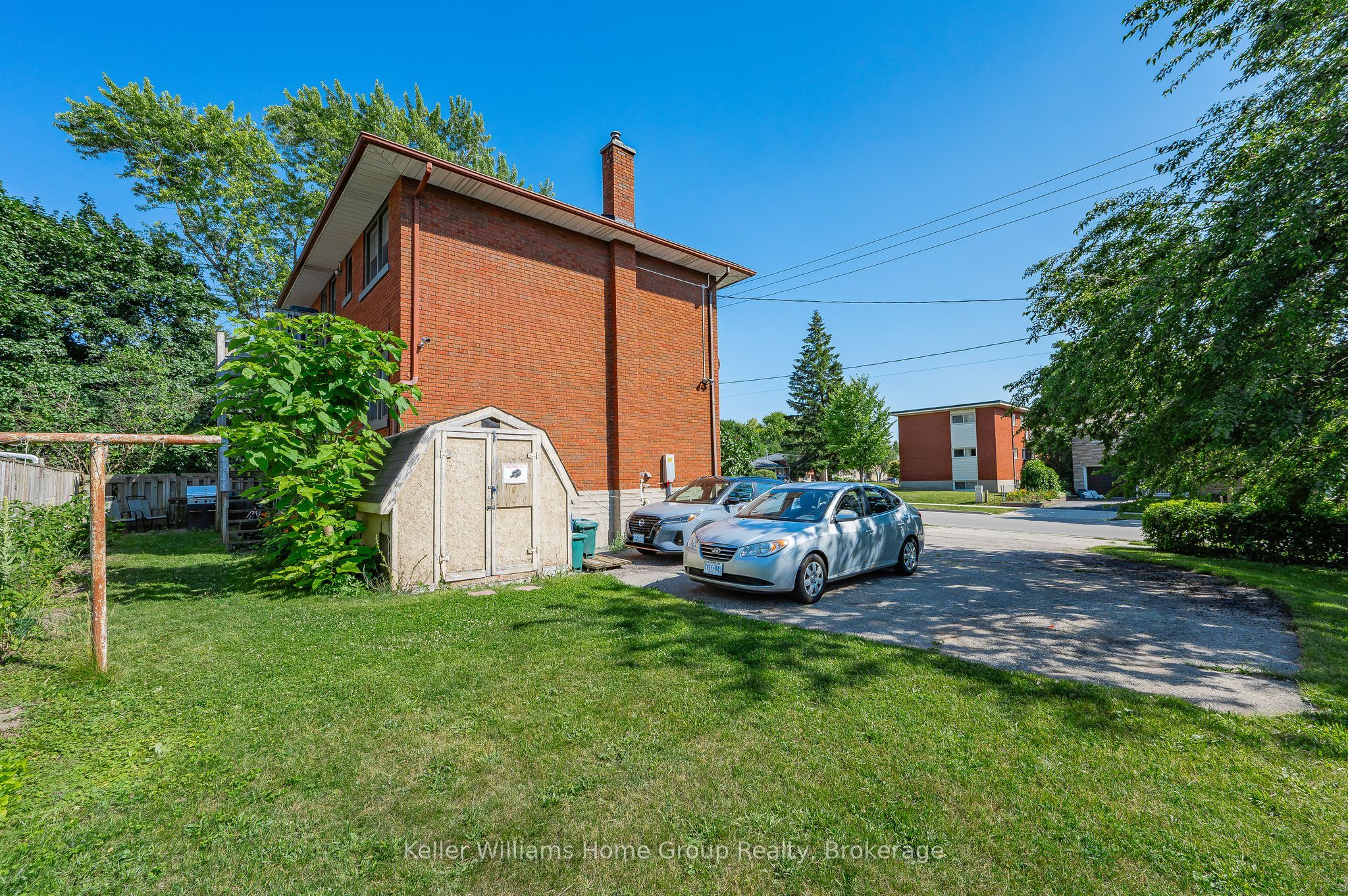 228 Connaught Street Property Photo 34