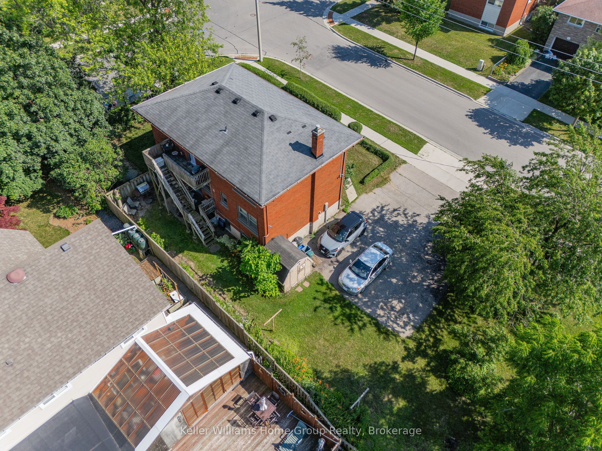 228 Connaught Street Property Photo 43