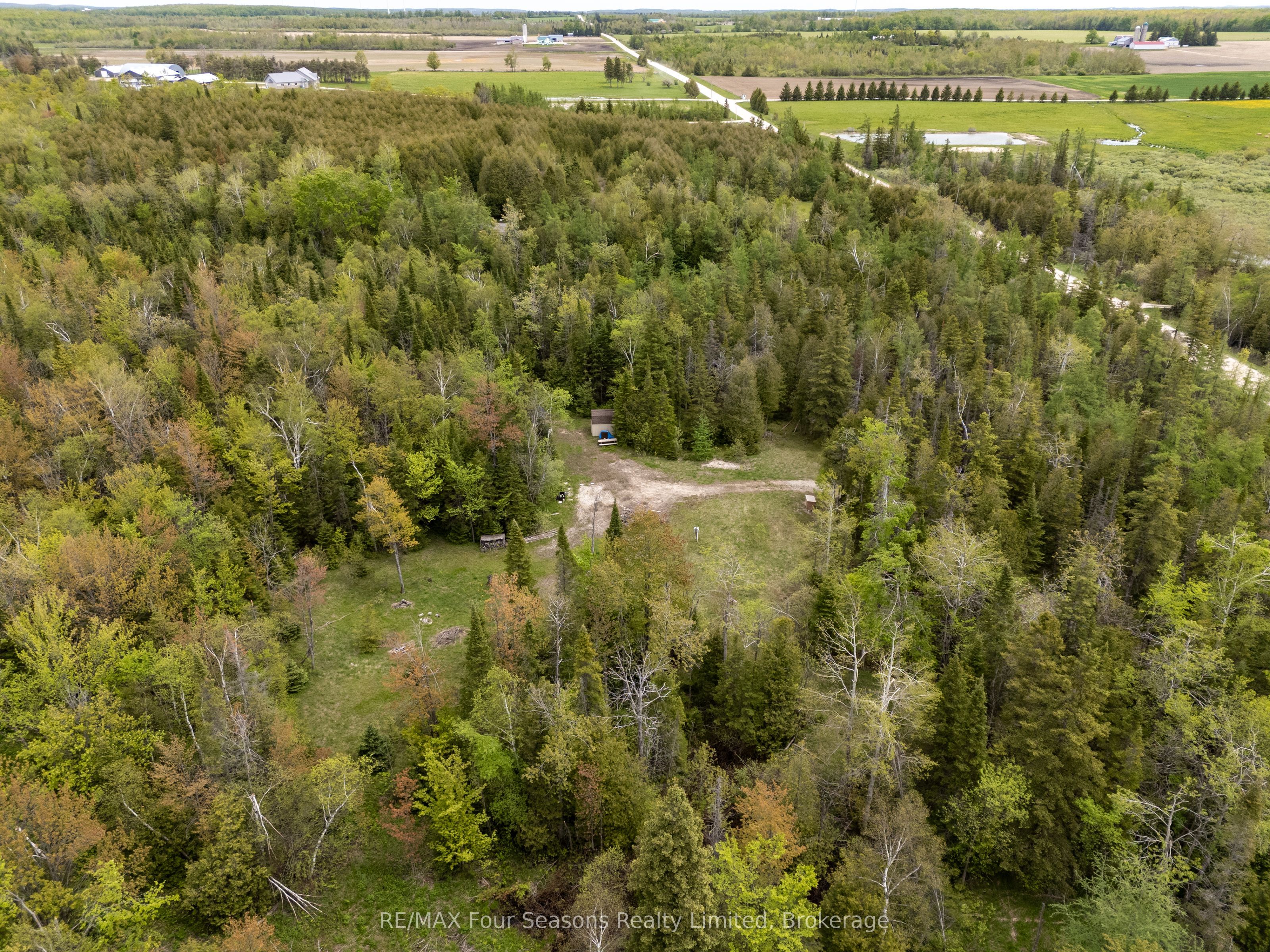 348305 4th Concession B N/a Property Photo 1