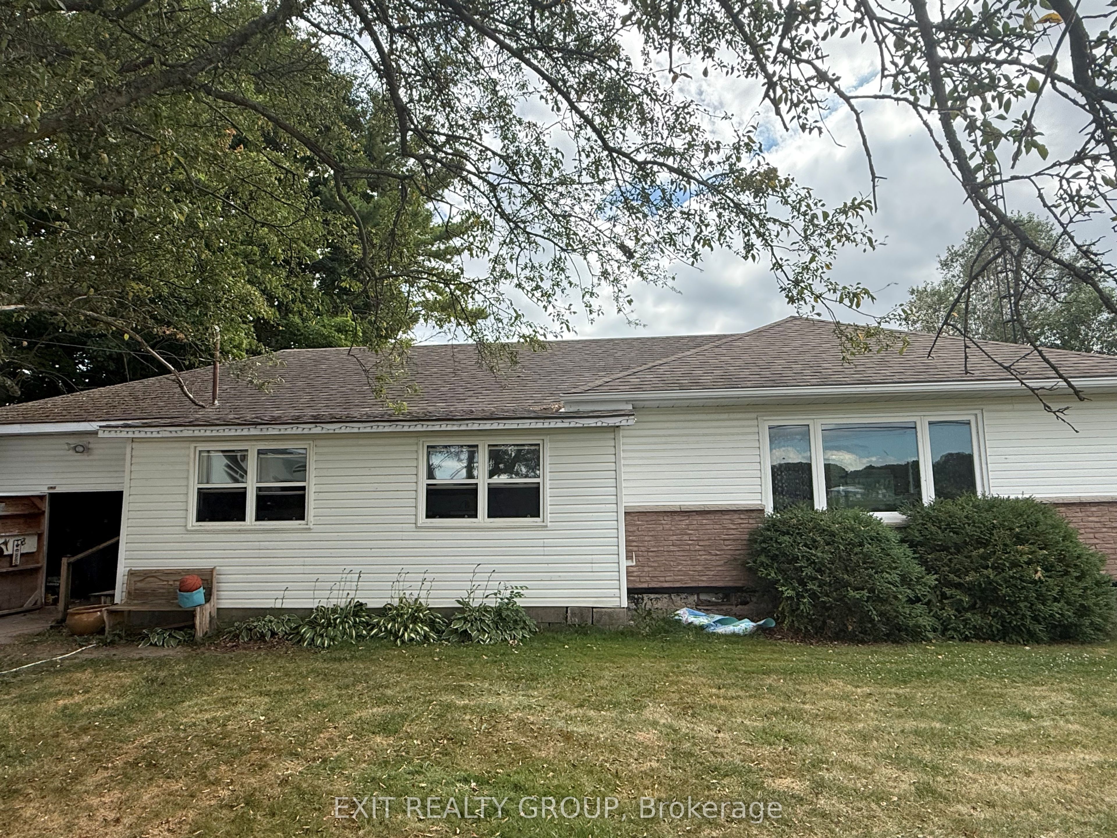 1126 County Road 10 Property Photo 1