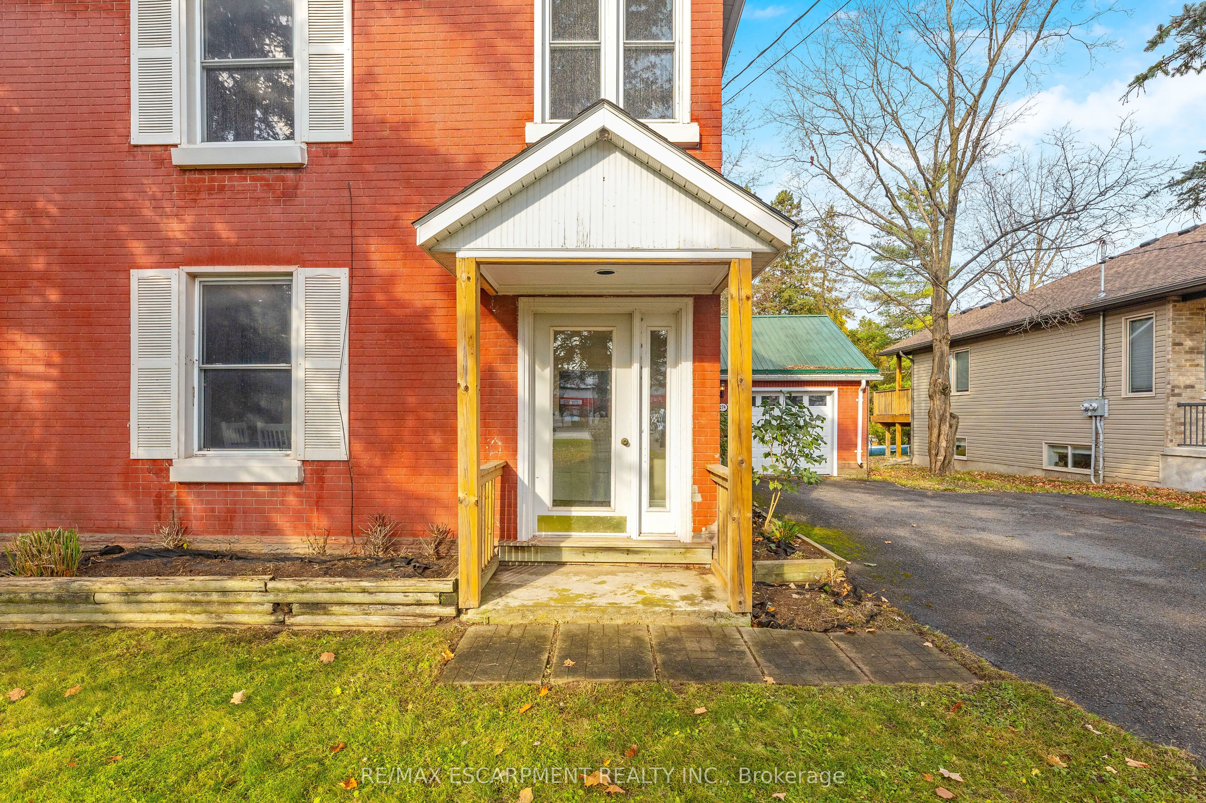 274 Alma Street Property Photo 4