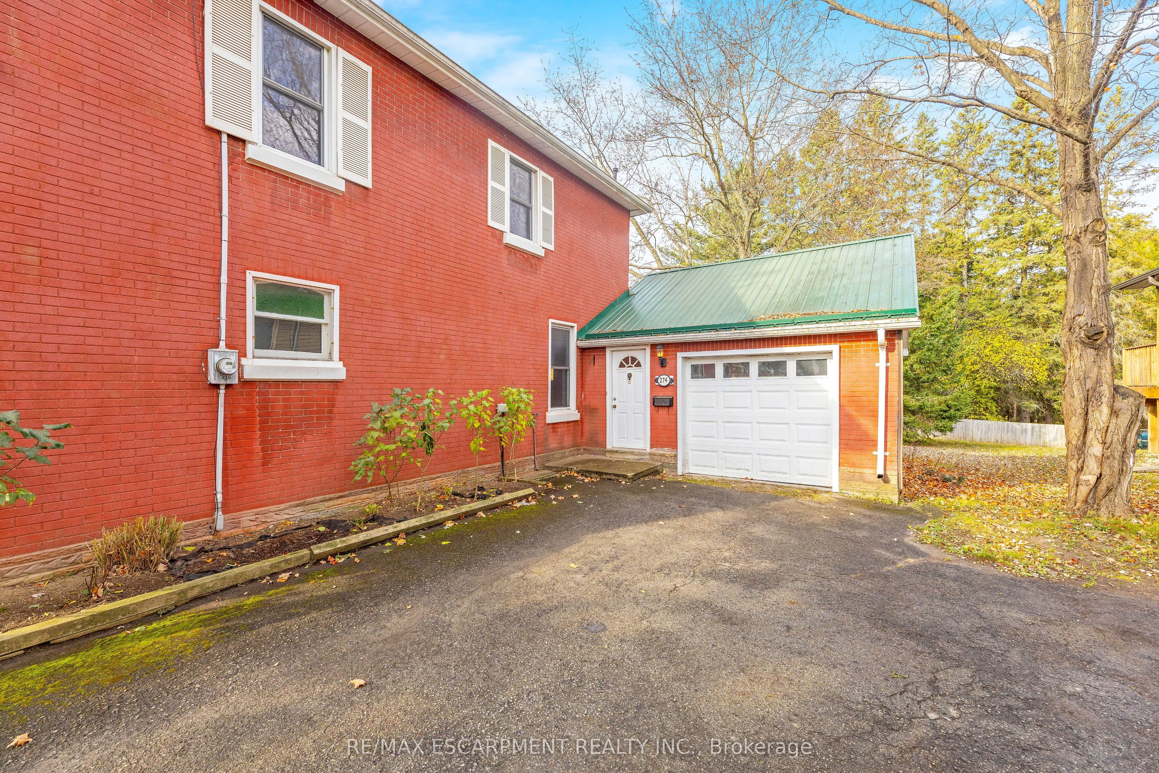 274 Alma Street Property Photo 5