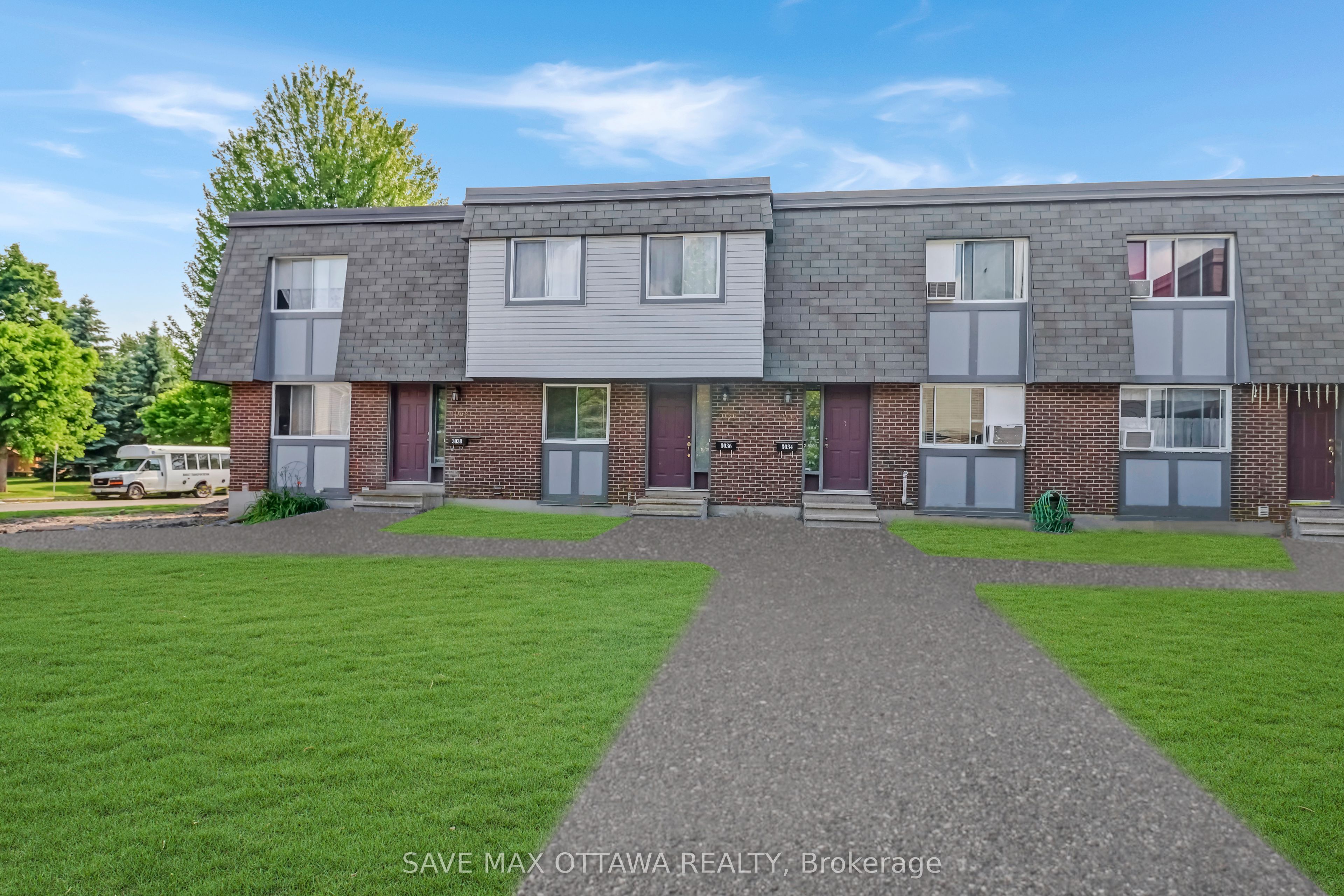 3036 Fairlea Crescent W - Property Photo 1