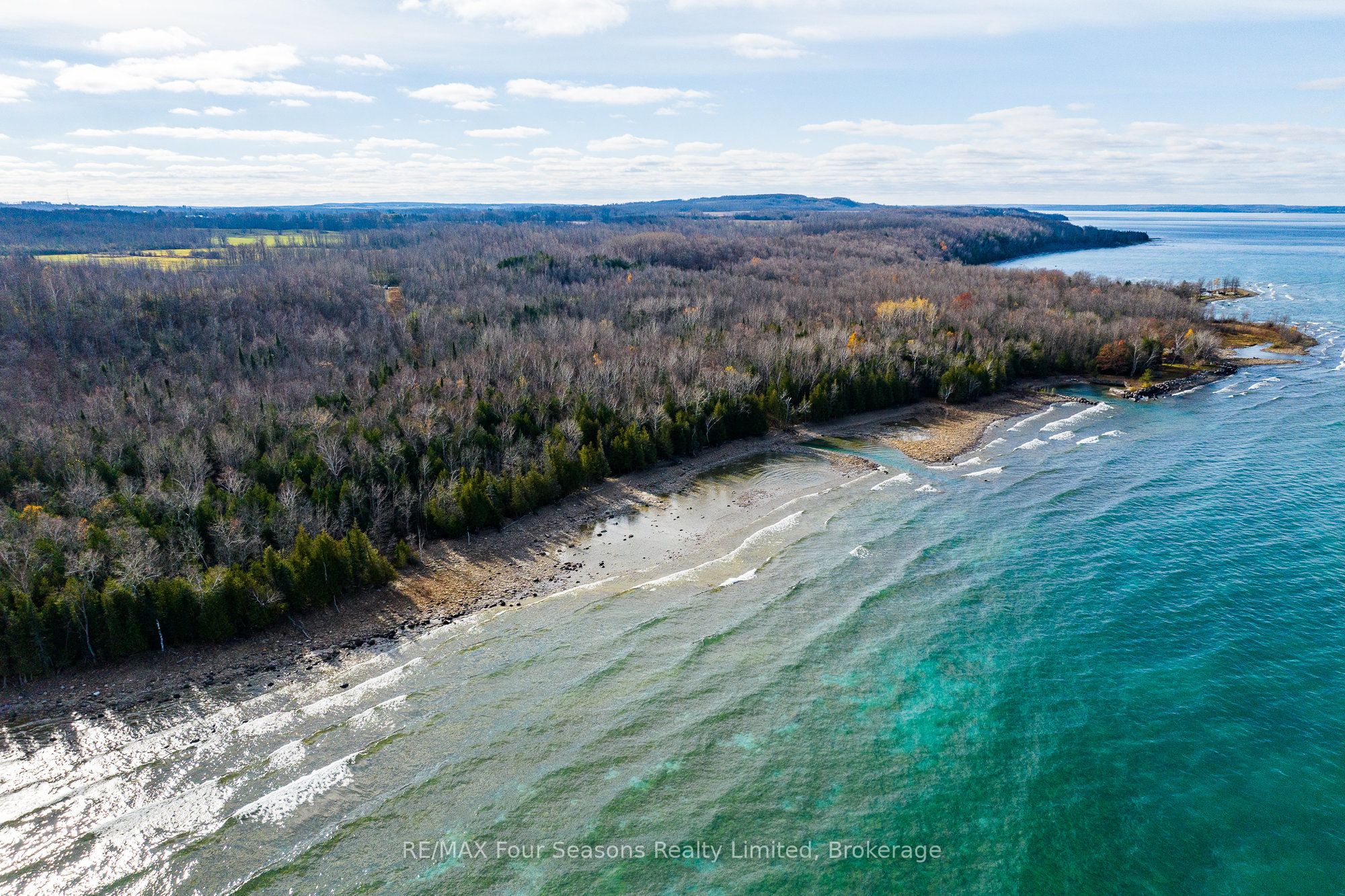 423003 Harbour Road Property Photo 1