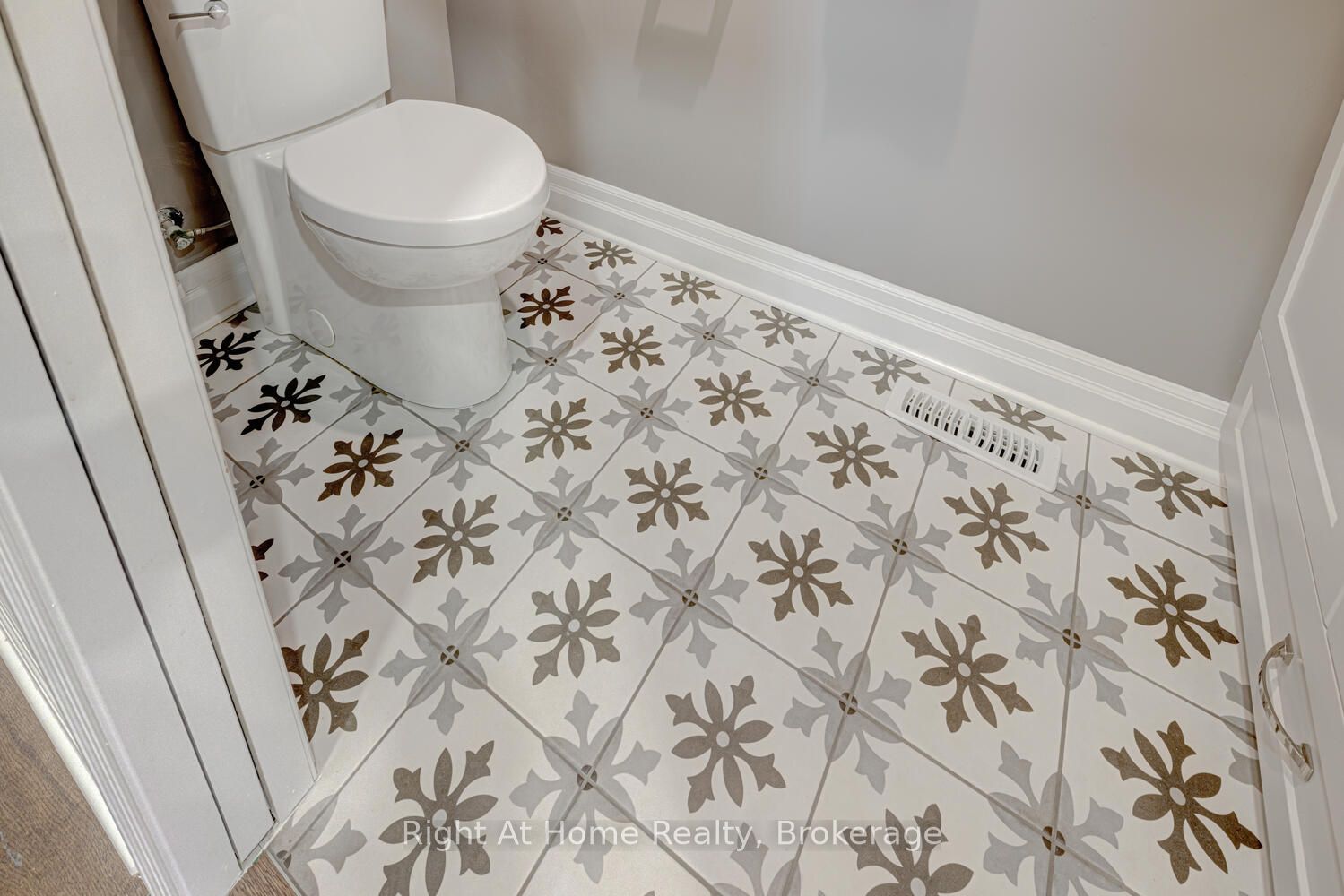 1038 Trailsway Avenue Property Photo 17