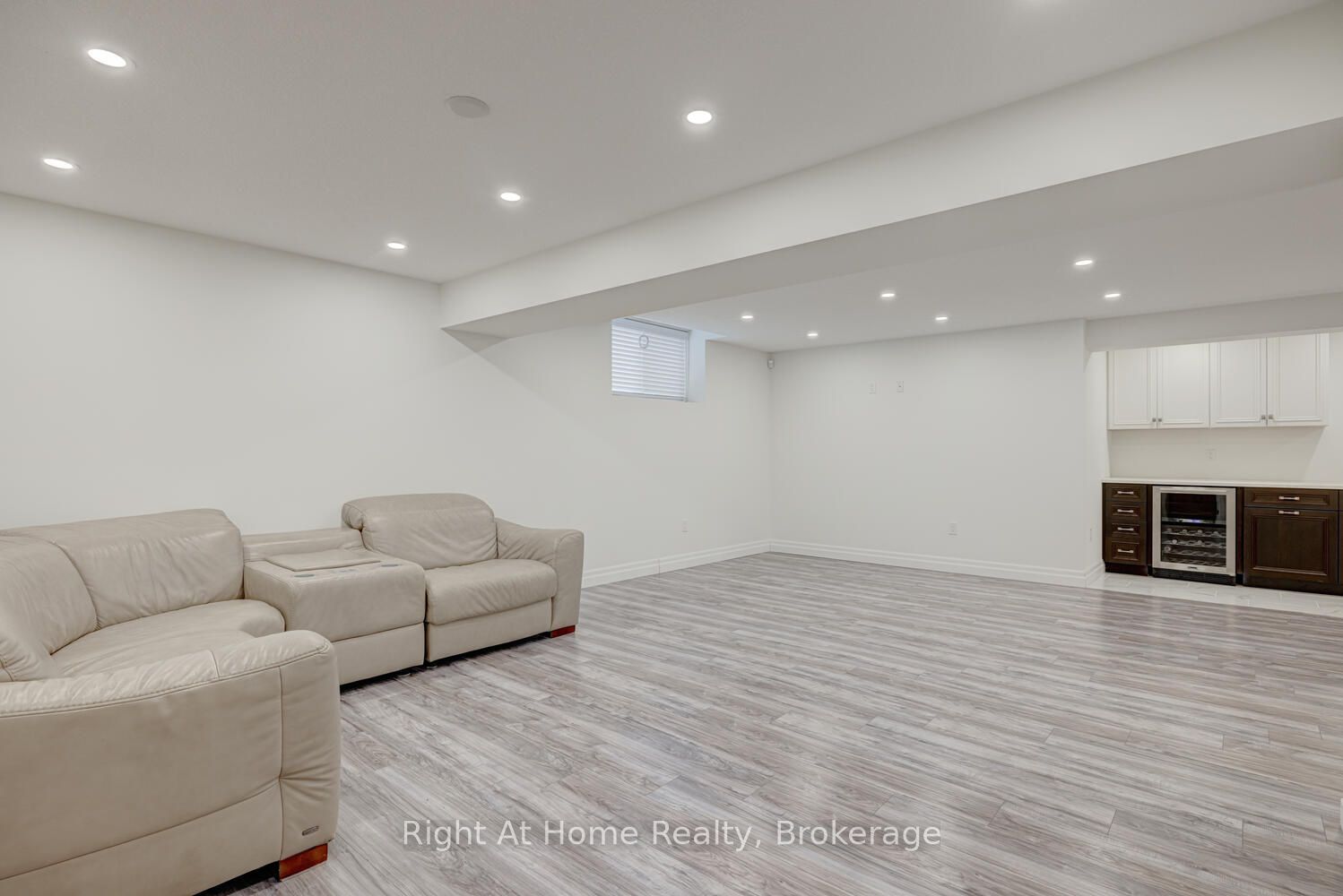 1038 Trailsway Avenue Property Photo 24