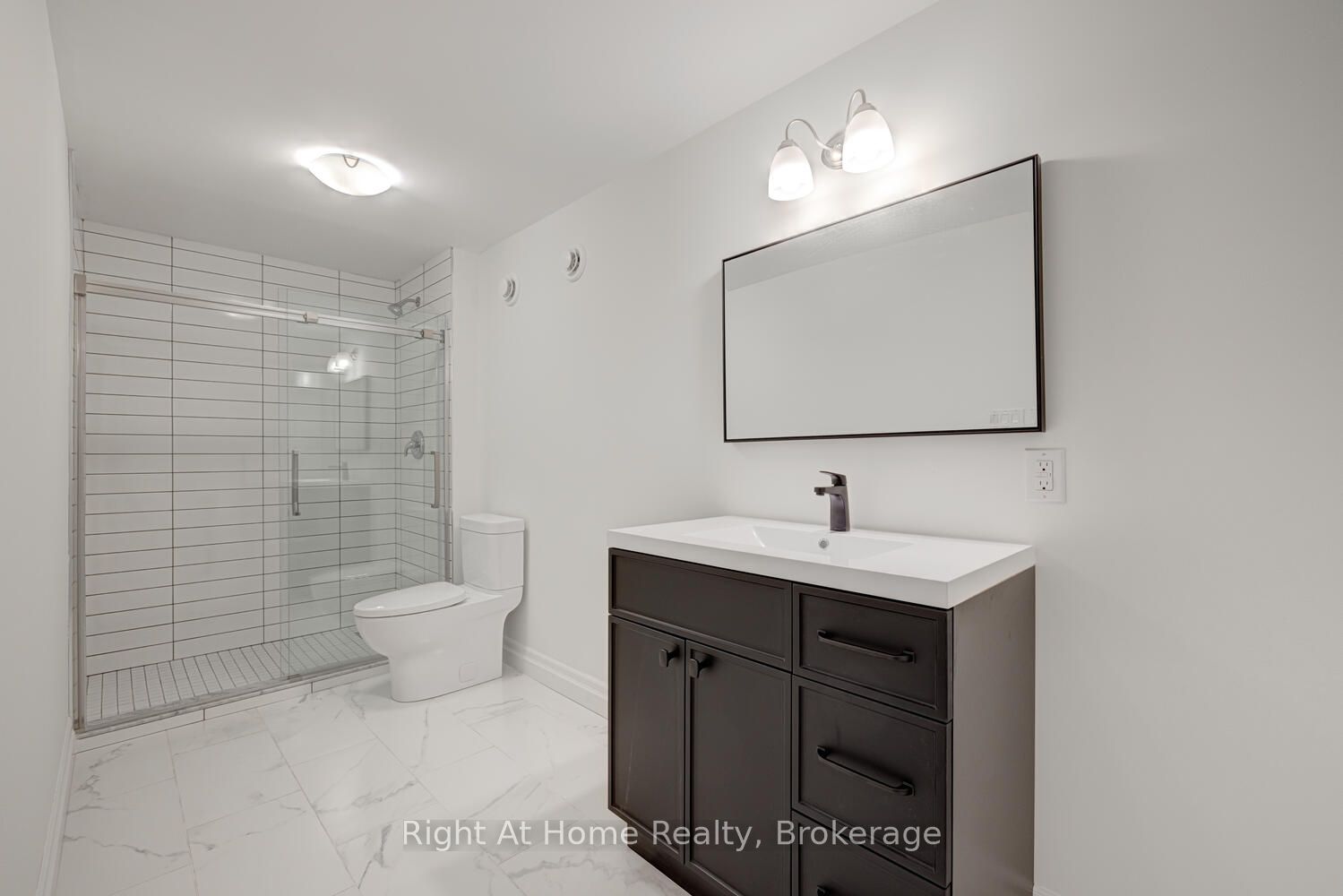 1038 Trailsway Avenue Property Photo 28