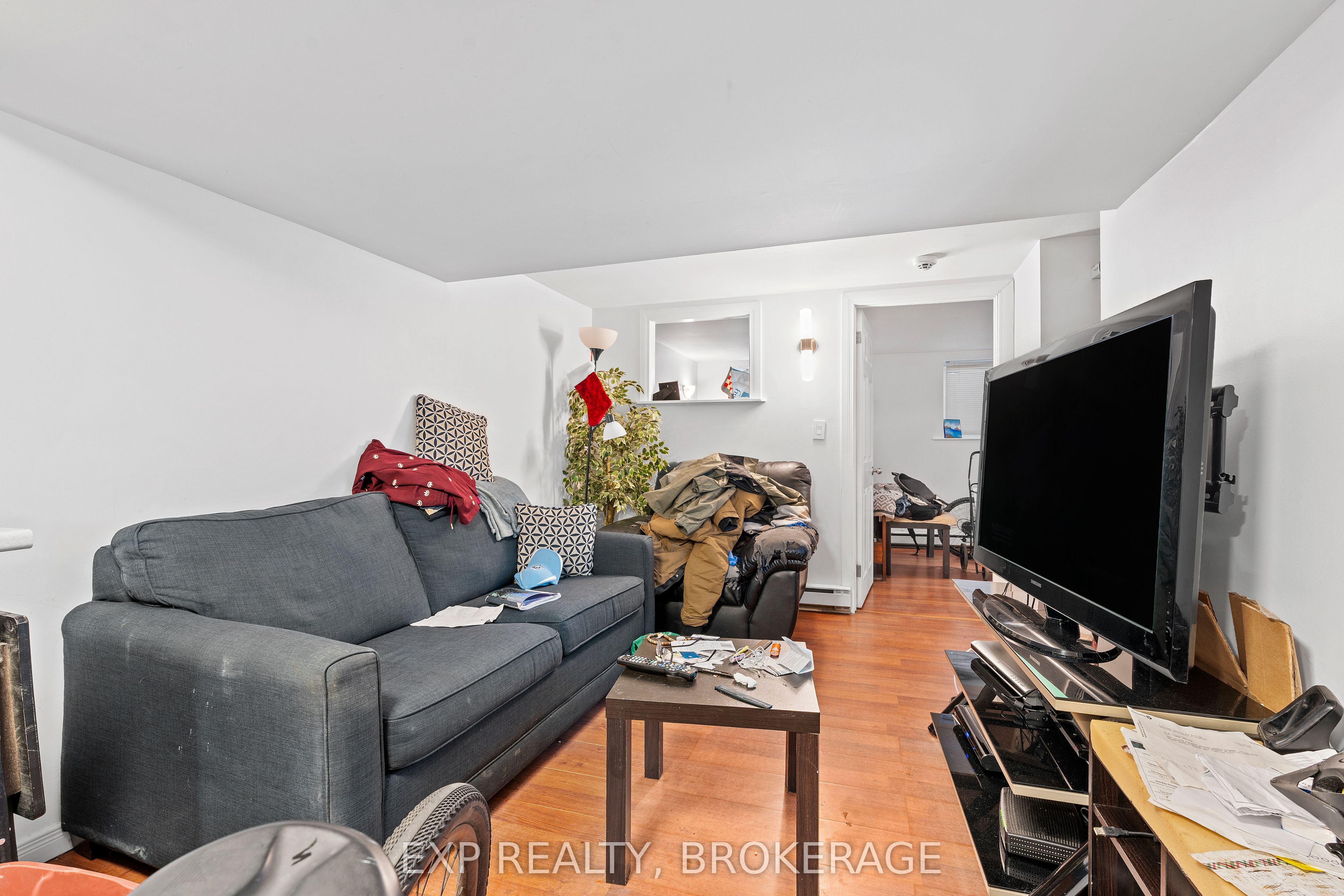 49 Wall Street Property Photo 4