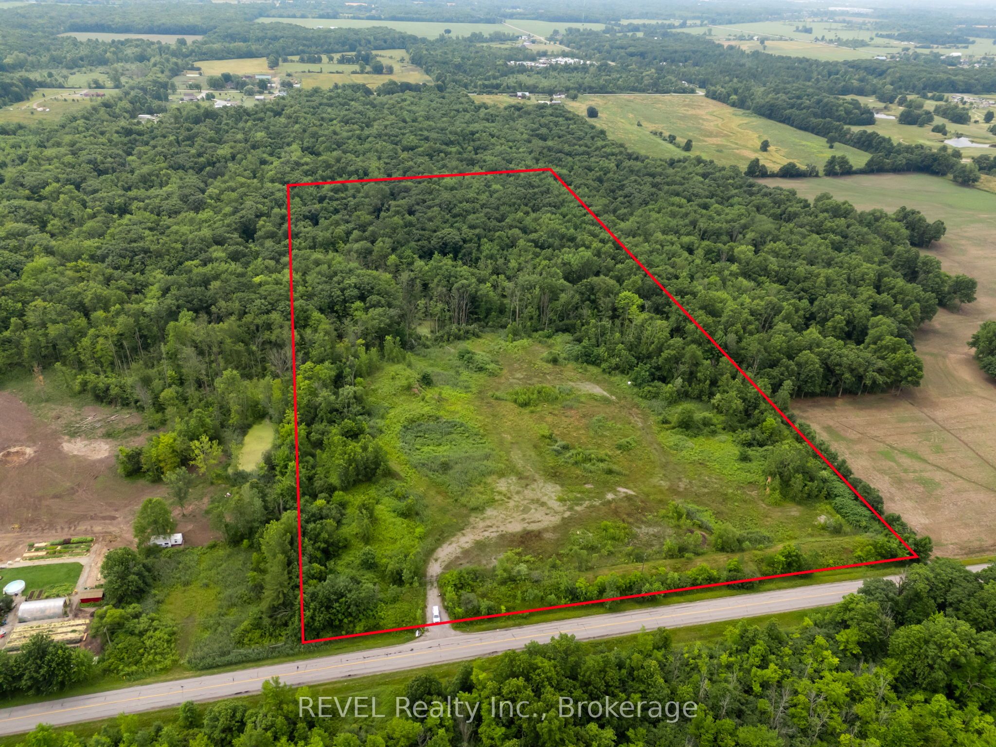 9940 BIGGAR Road Property Photo 1
