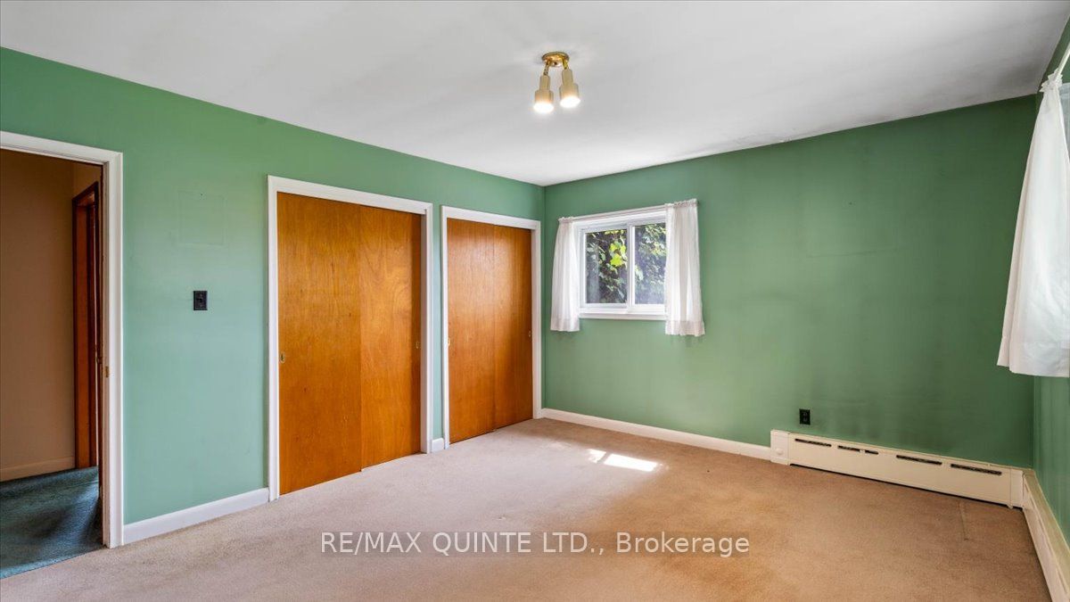 507 Dundas Street W Property Photo 21