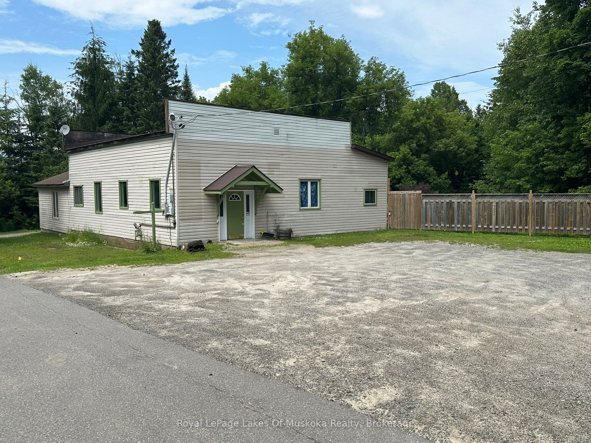 76 Ontario Street Property Photo 1