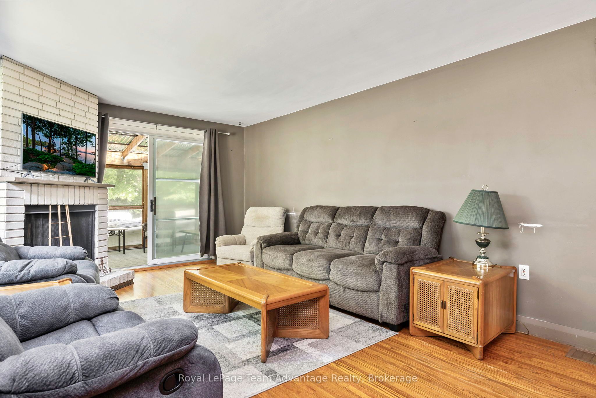9 Woods Lane Property Photo 5