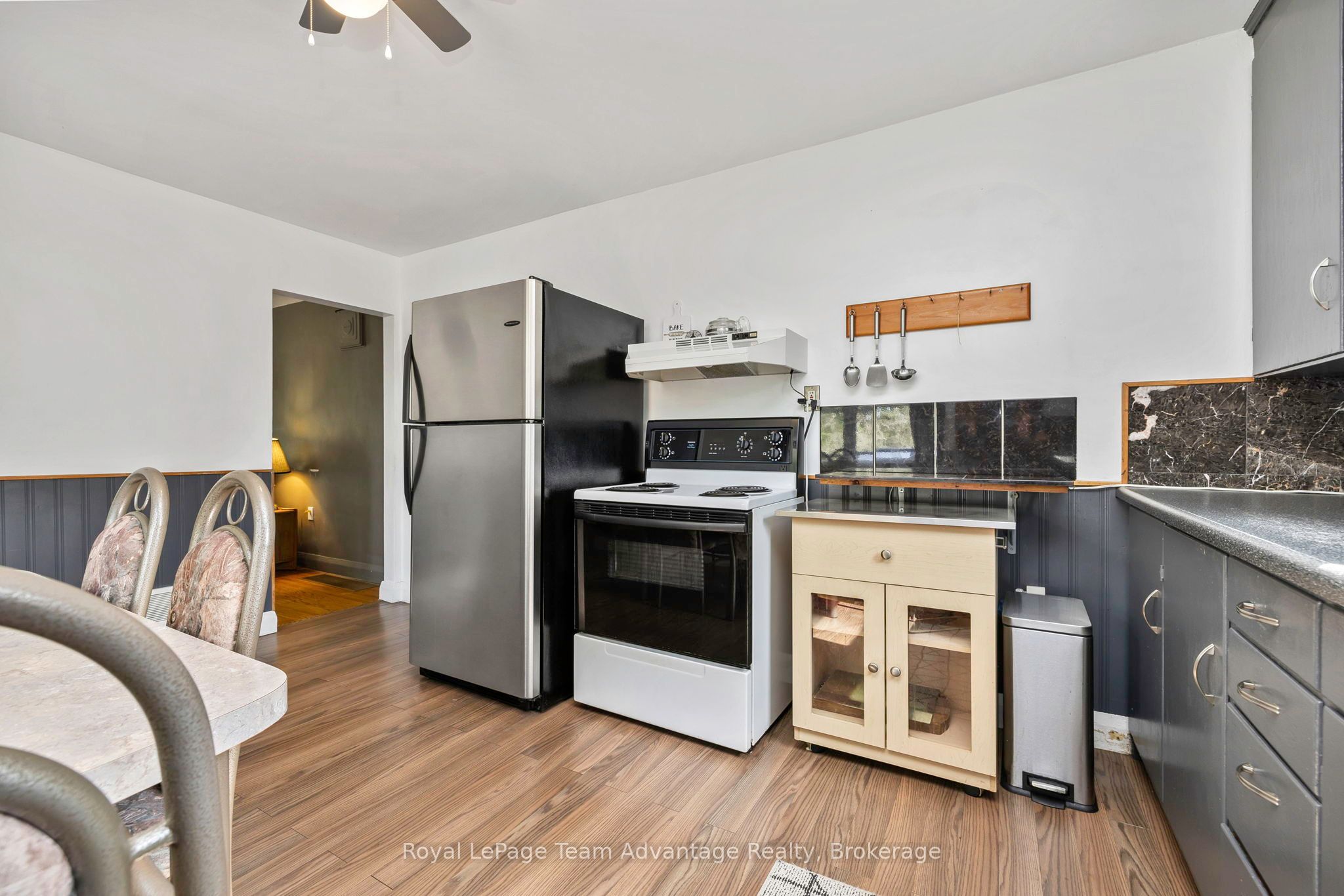 9 Woods Lane Property Photo 8