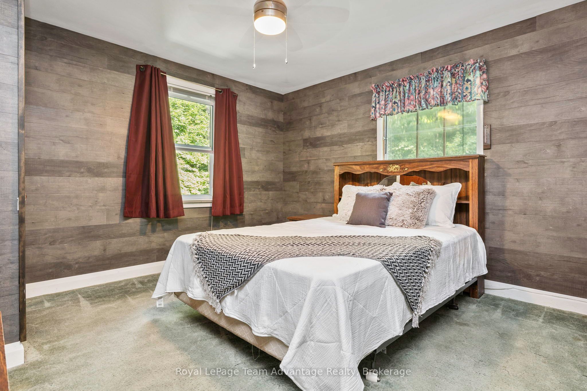 9 Woods Lane Property Photo 13