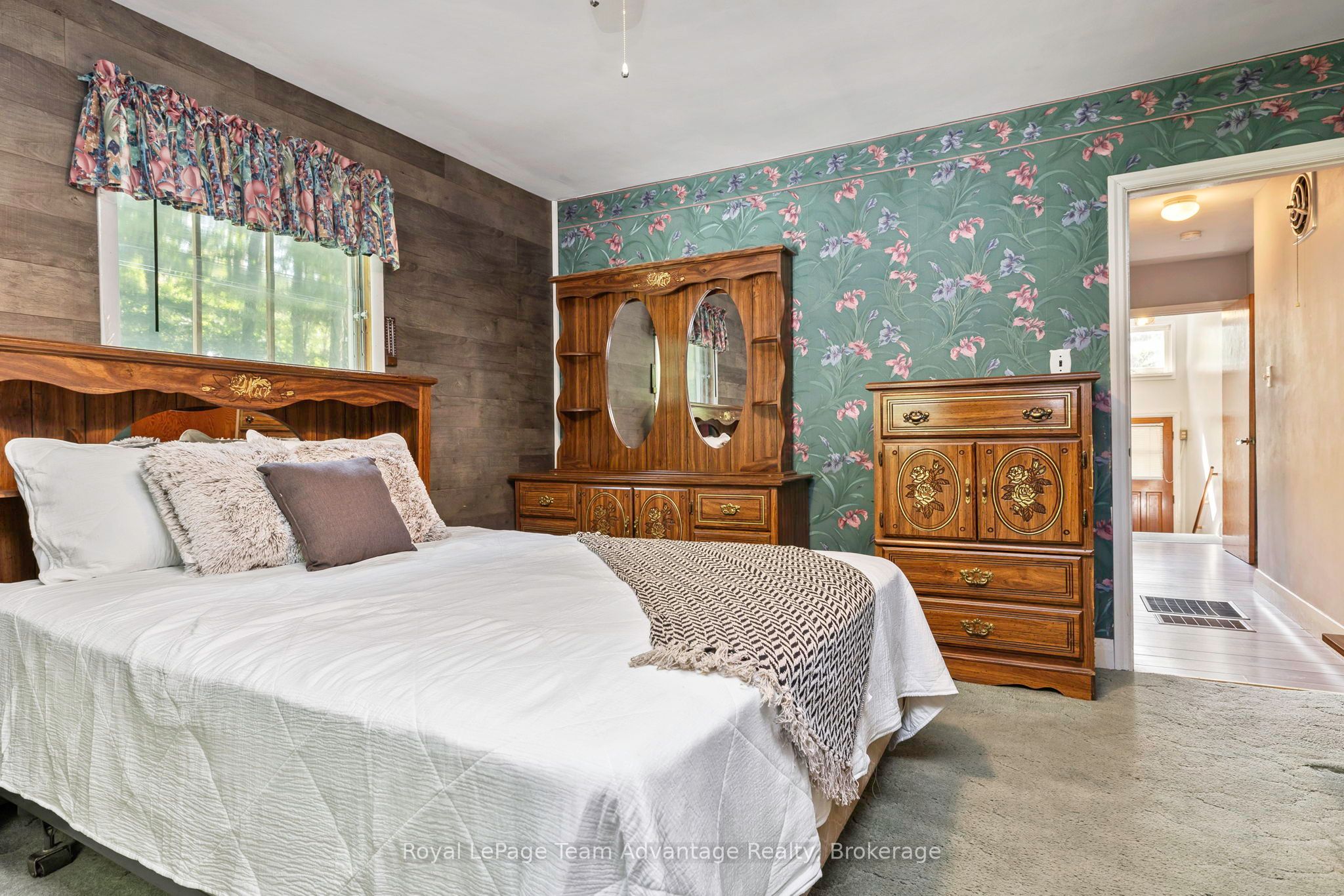 9 Woods Lane Property Photo 14