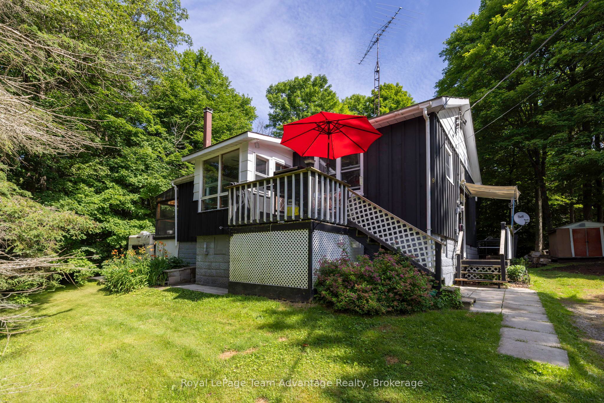 9 Woods Lane Property Photo 25
