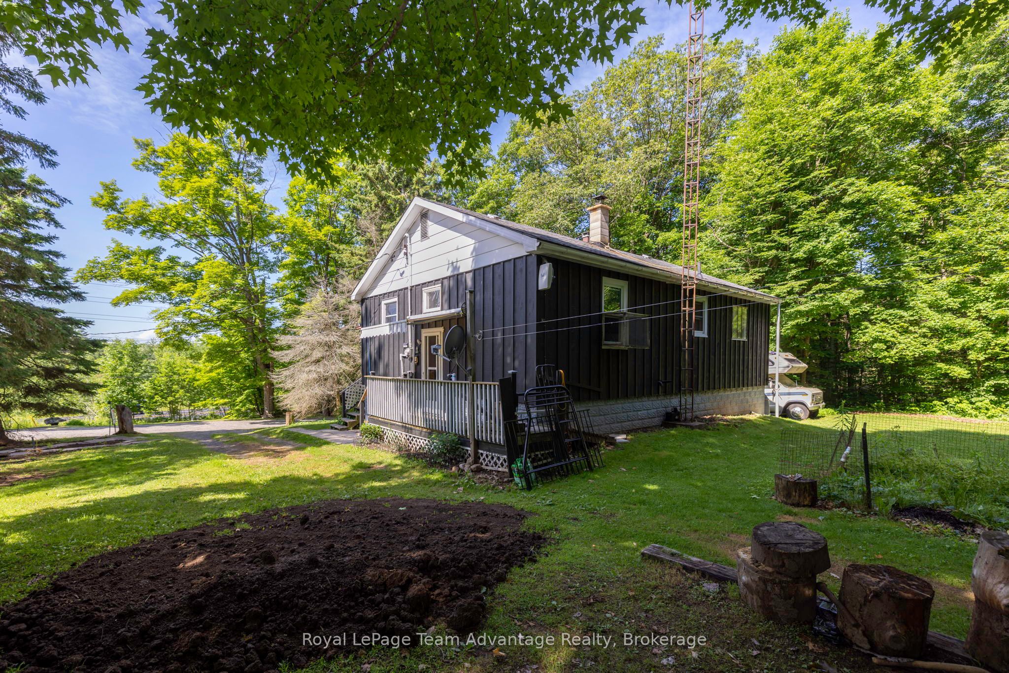 9 Woods Lane Property Photo 30