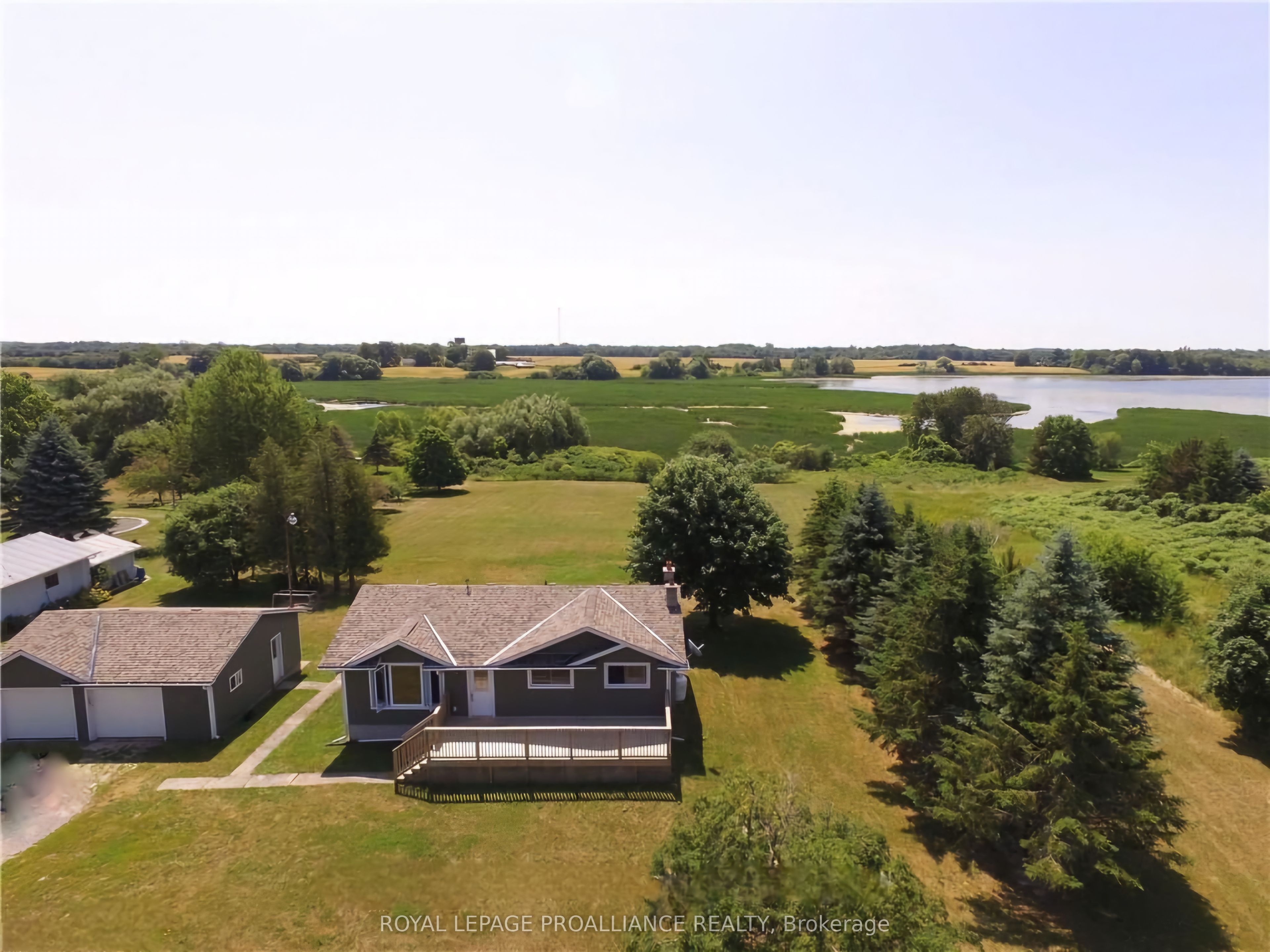 19185 Loyalist Pkwy Property Photo 1