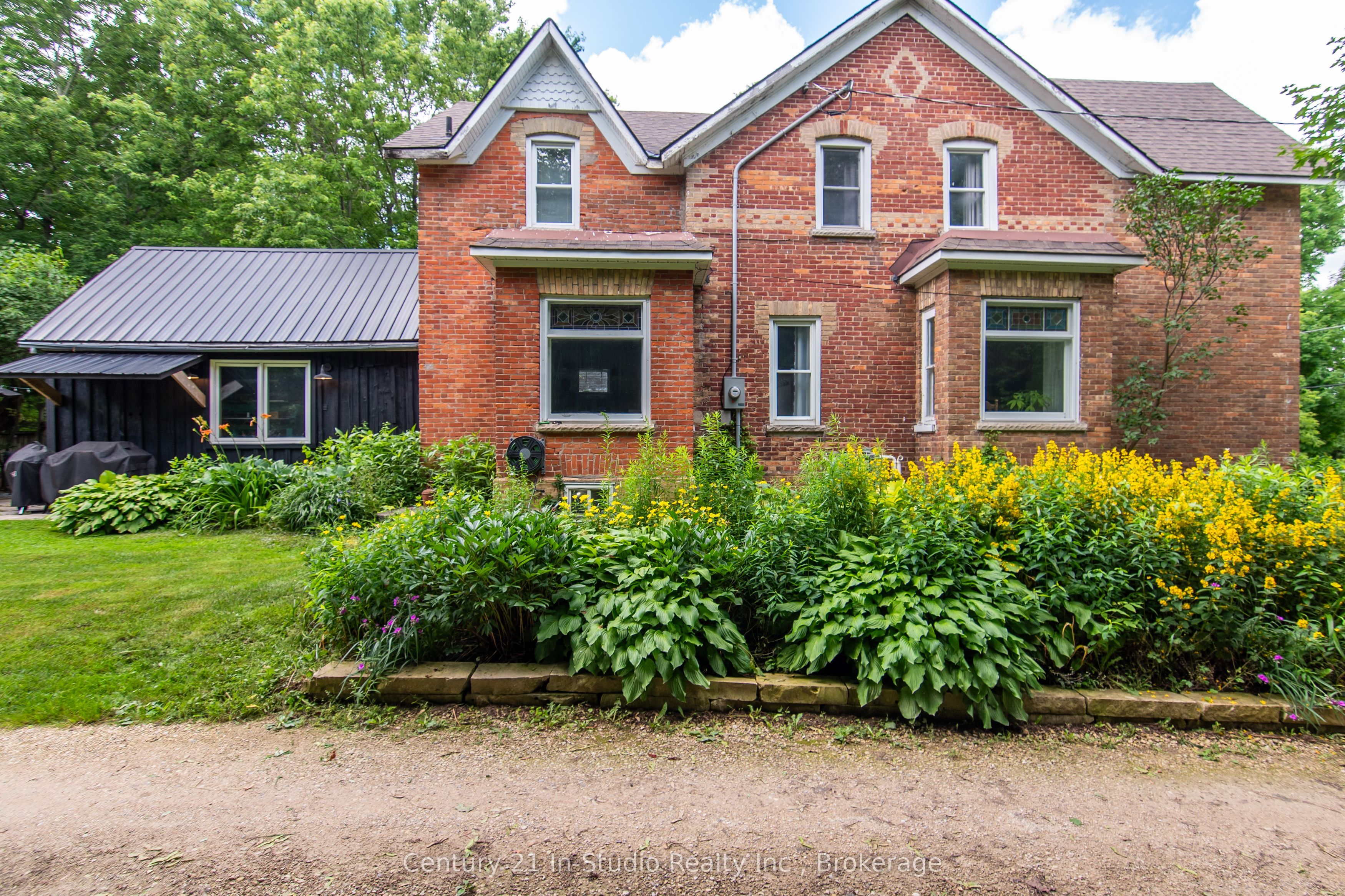 16 Peter Street Property Photo 1