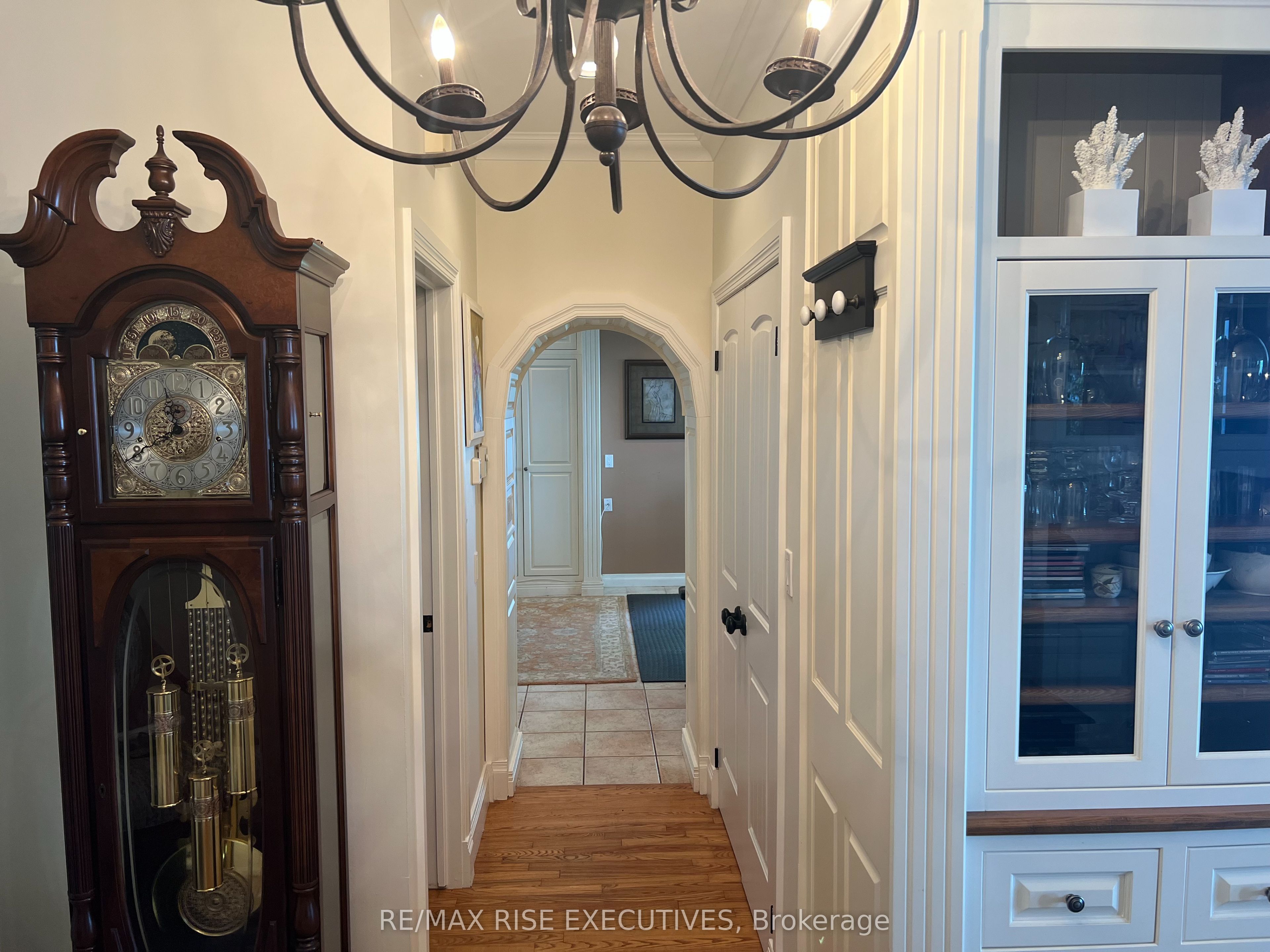 105 Fraser Lane Property Photo 12