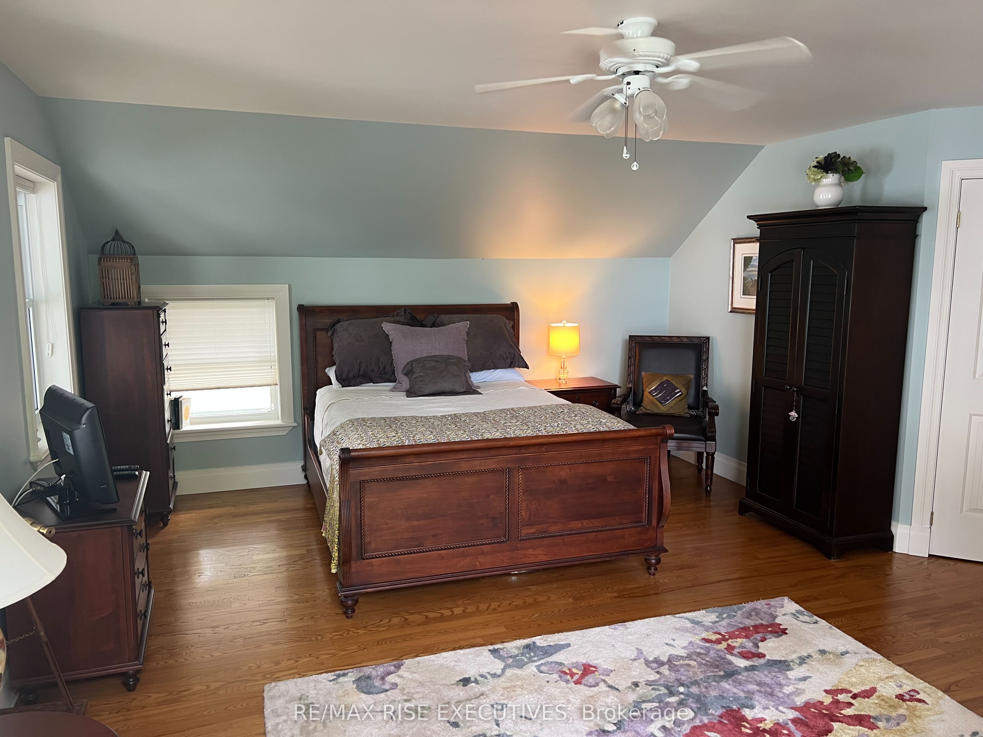 105 Fraser Lane Property Photo 16