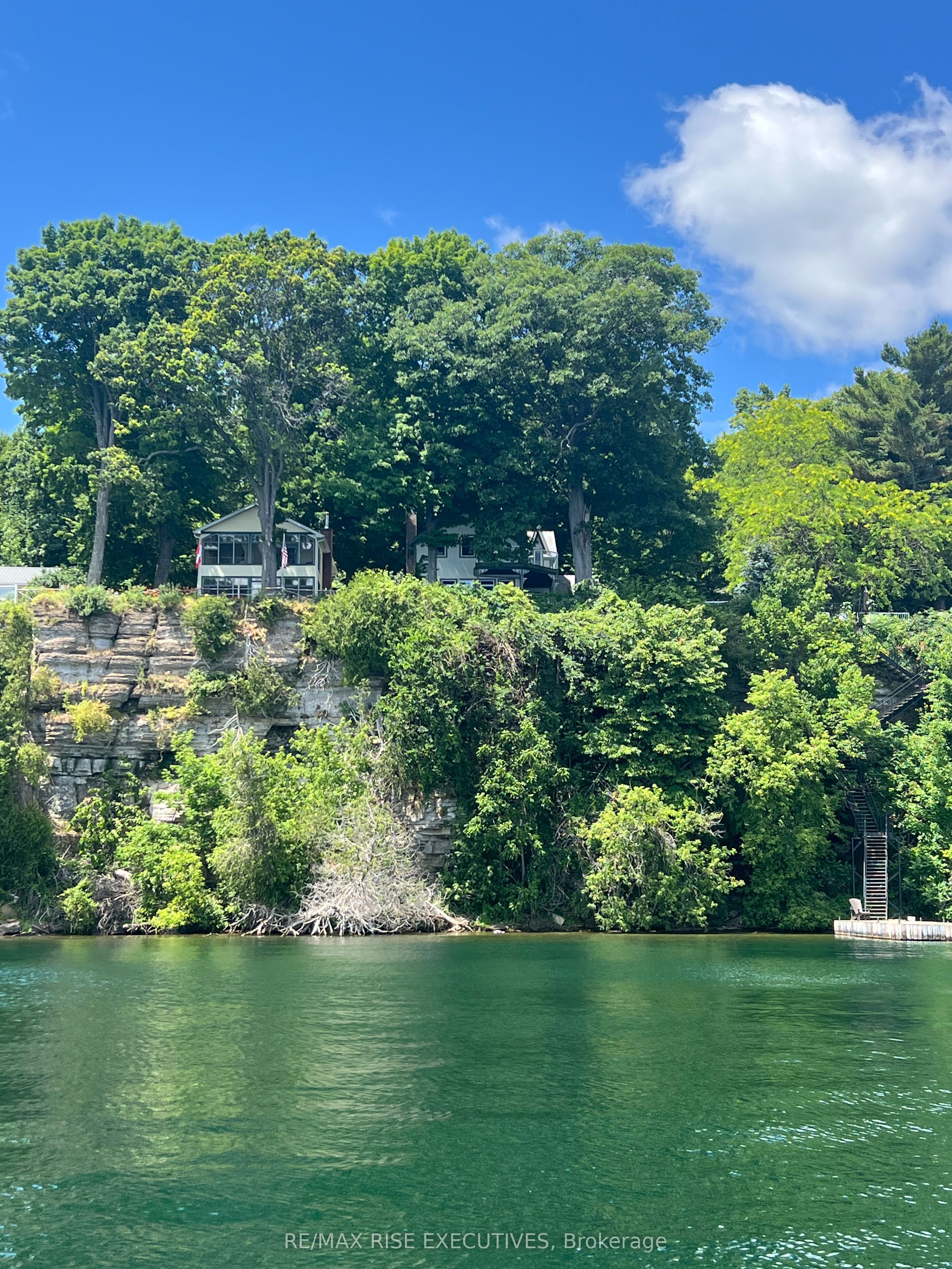 105 Fraser Lane Property Photo 27