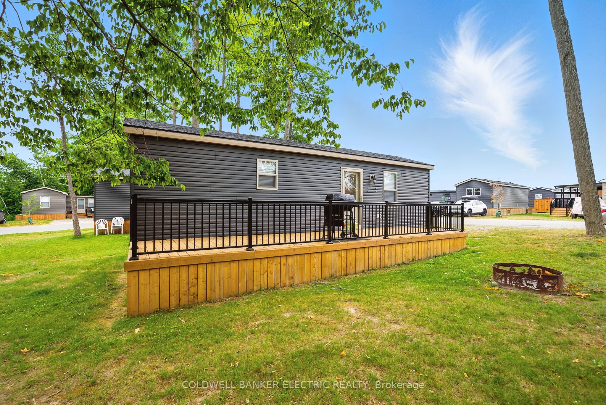 1235 Villiers Line Property Photo 1