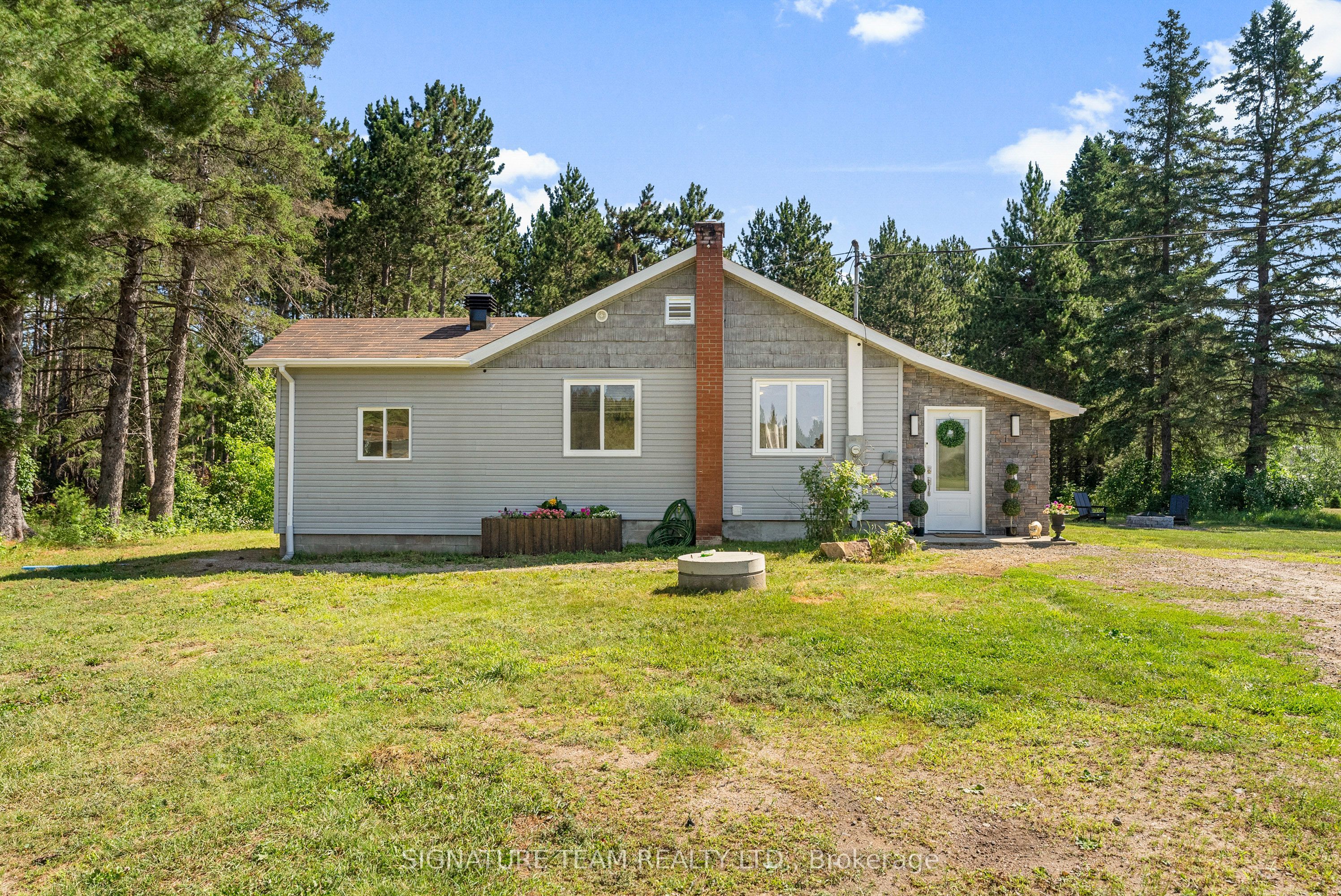 136 Sunrise Road Property Photo 1