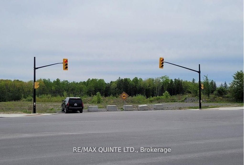 375 Bell Boulevard Property Photo 1