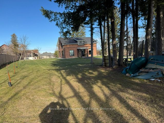 556 Fallis Line Property Photo 1