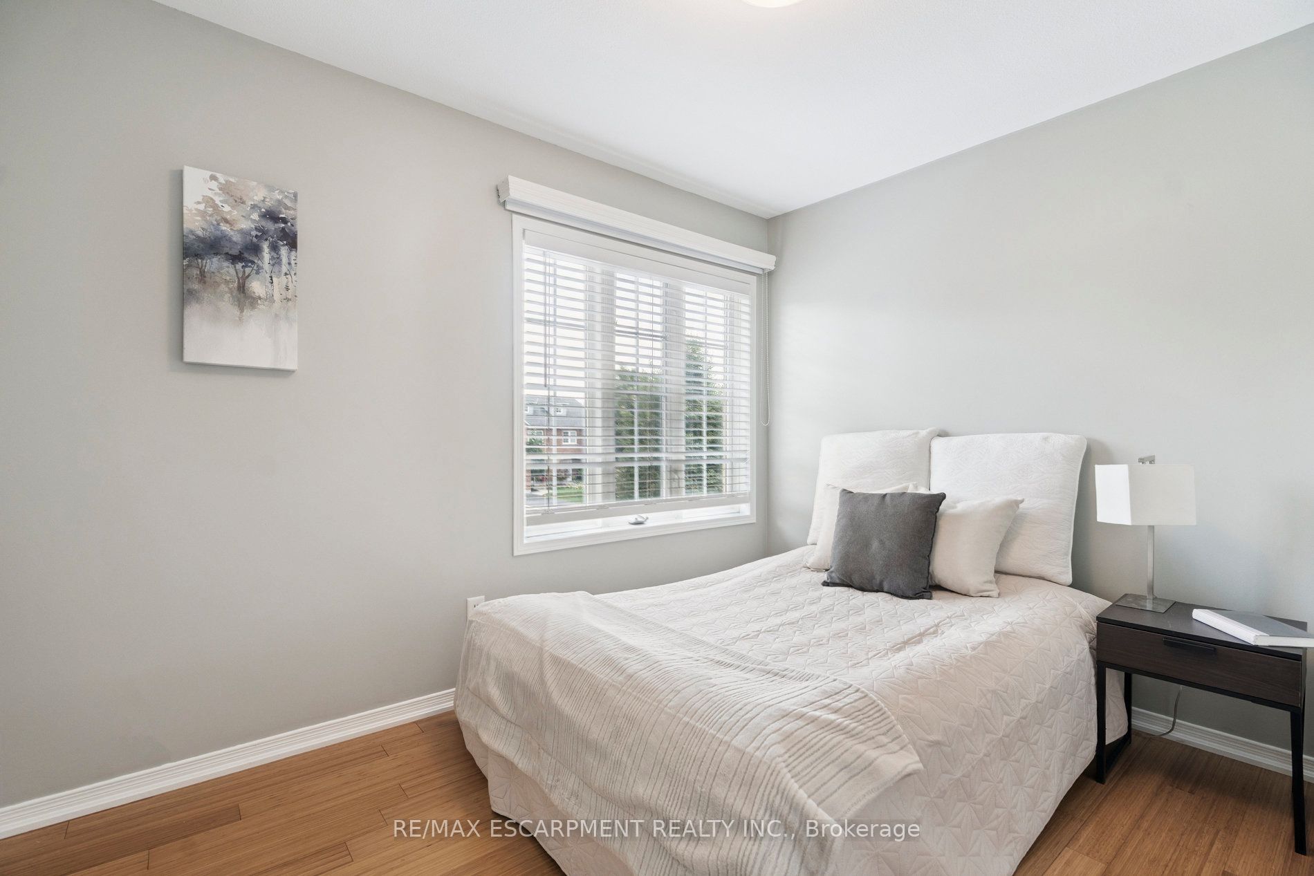 55 Valridge Drive Property Photo 18