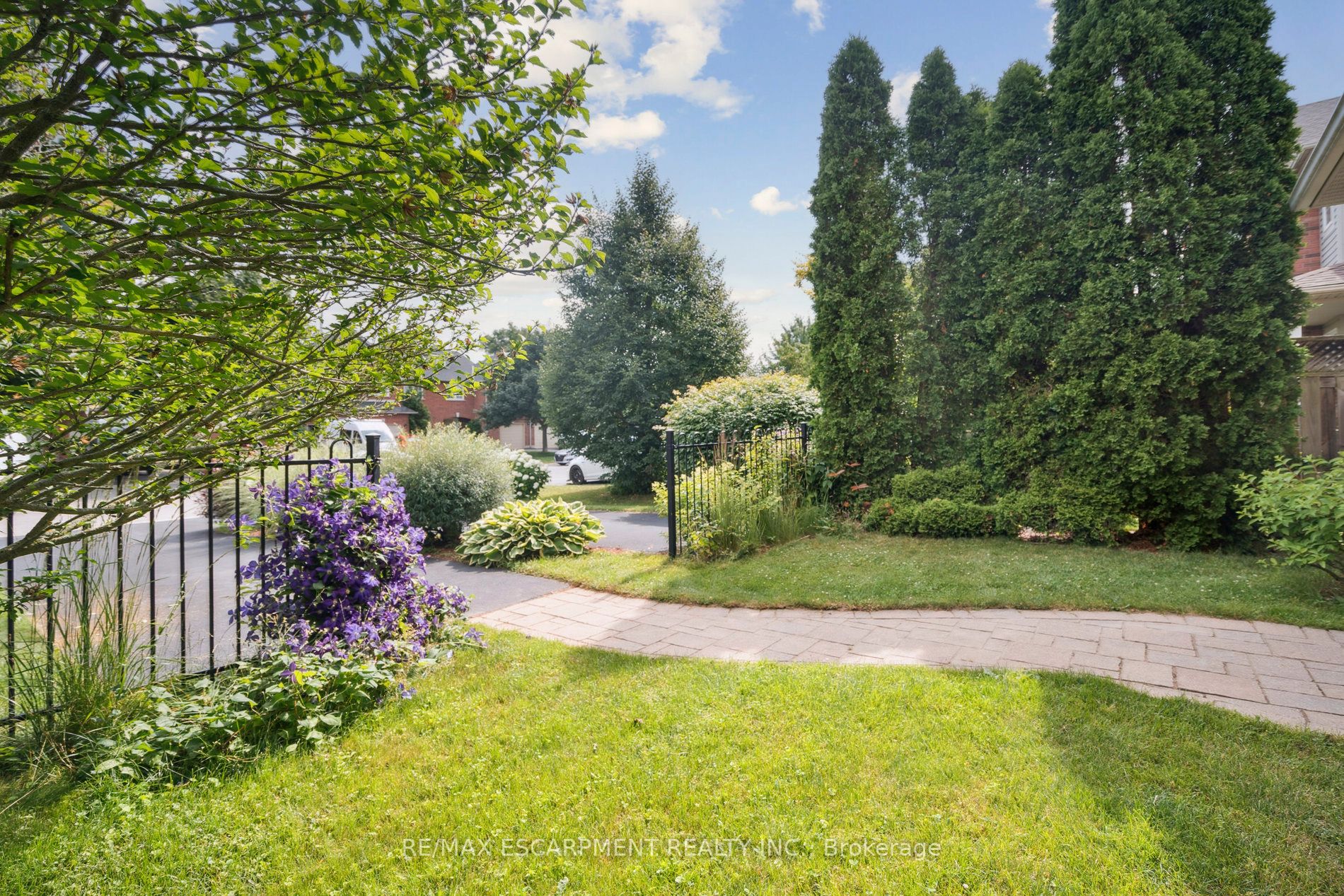 55 Valridge Drive Property Photo 25
