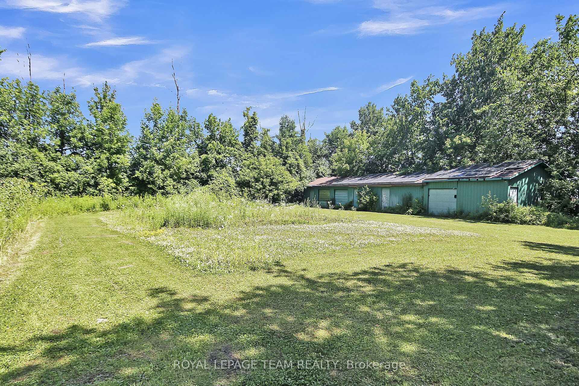 1429 Balmoral Drive N Property Photo 10