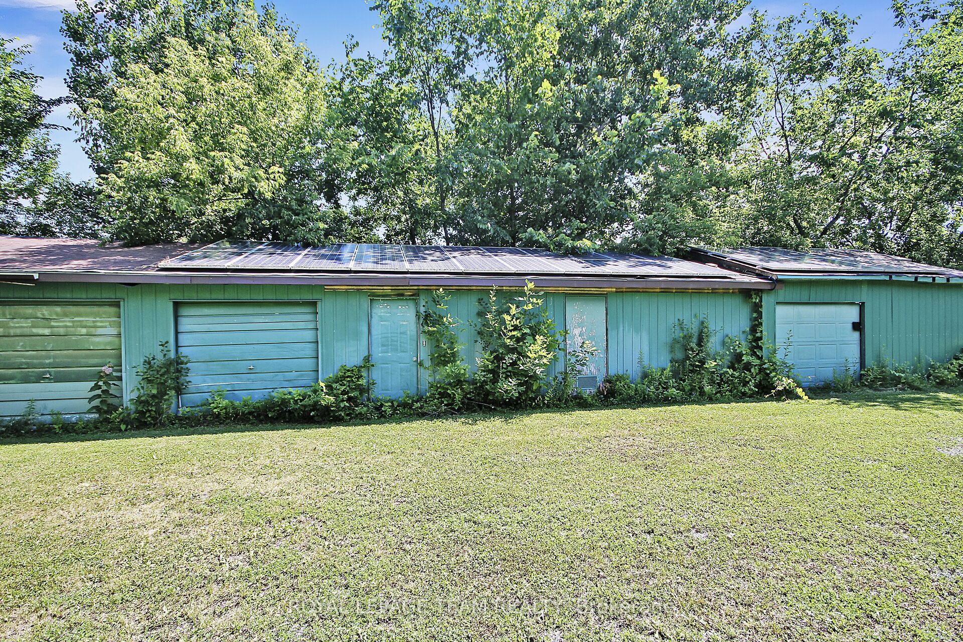 1429 Balmoral Drive N Property Photo 11