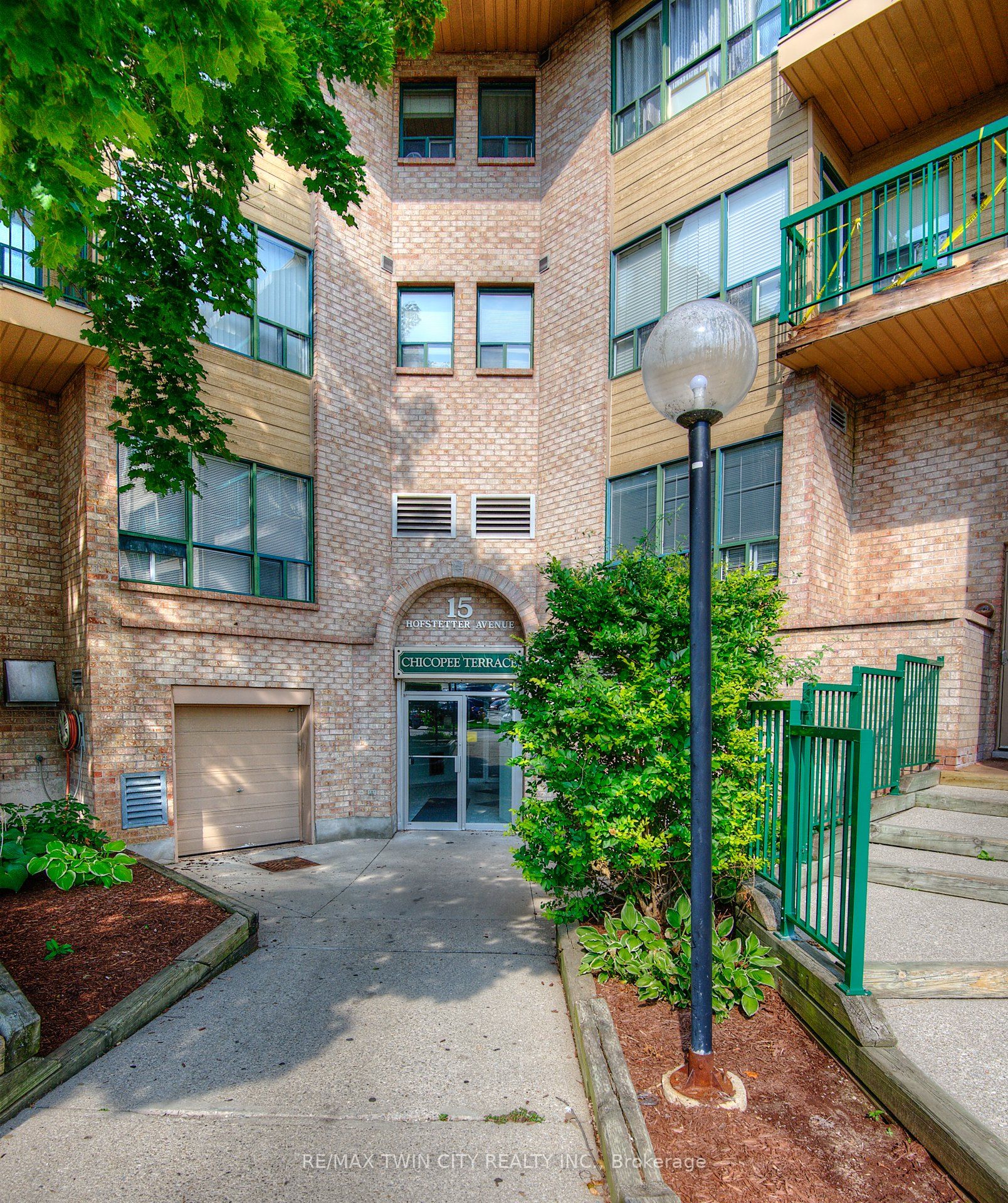 15 Hofstetter Avenue 321 Property Photo 2