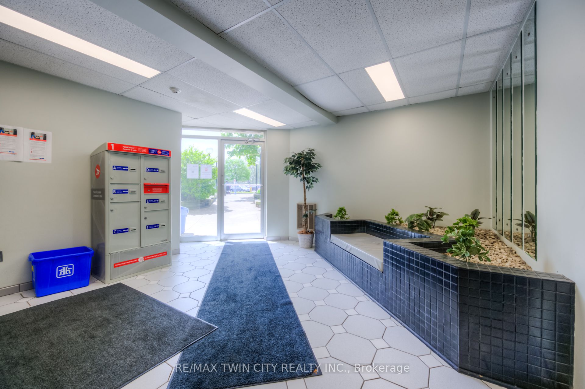 15 Hofstetter Avenue 321 Property Photo 3