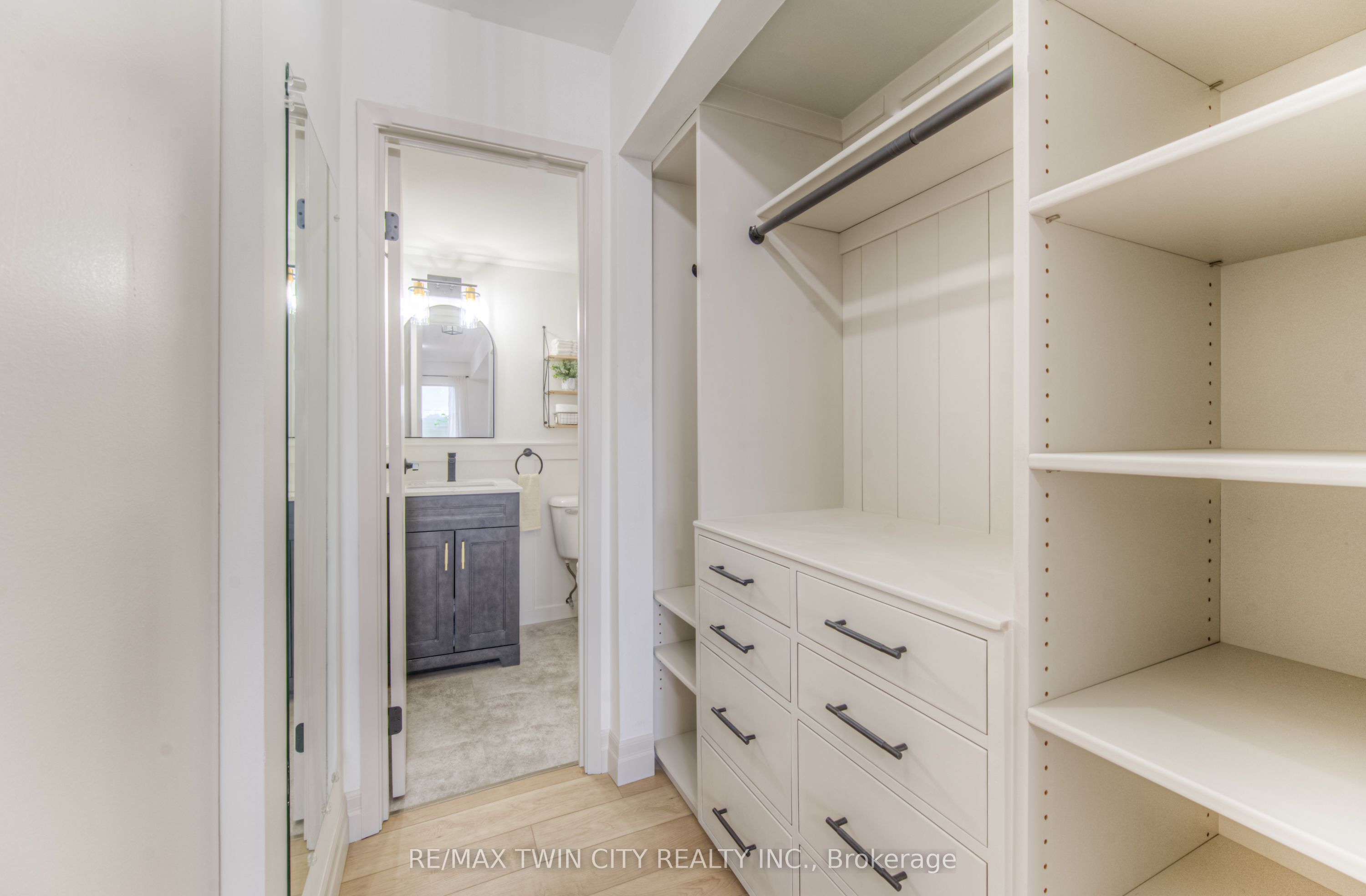 15 Hofstetter Avenue 321 Property Photo 15