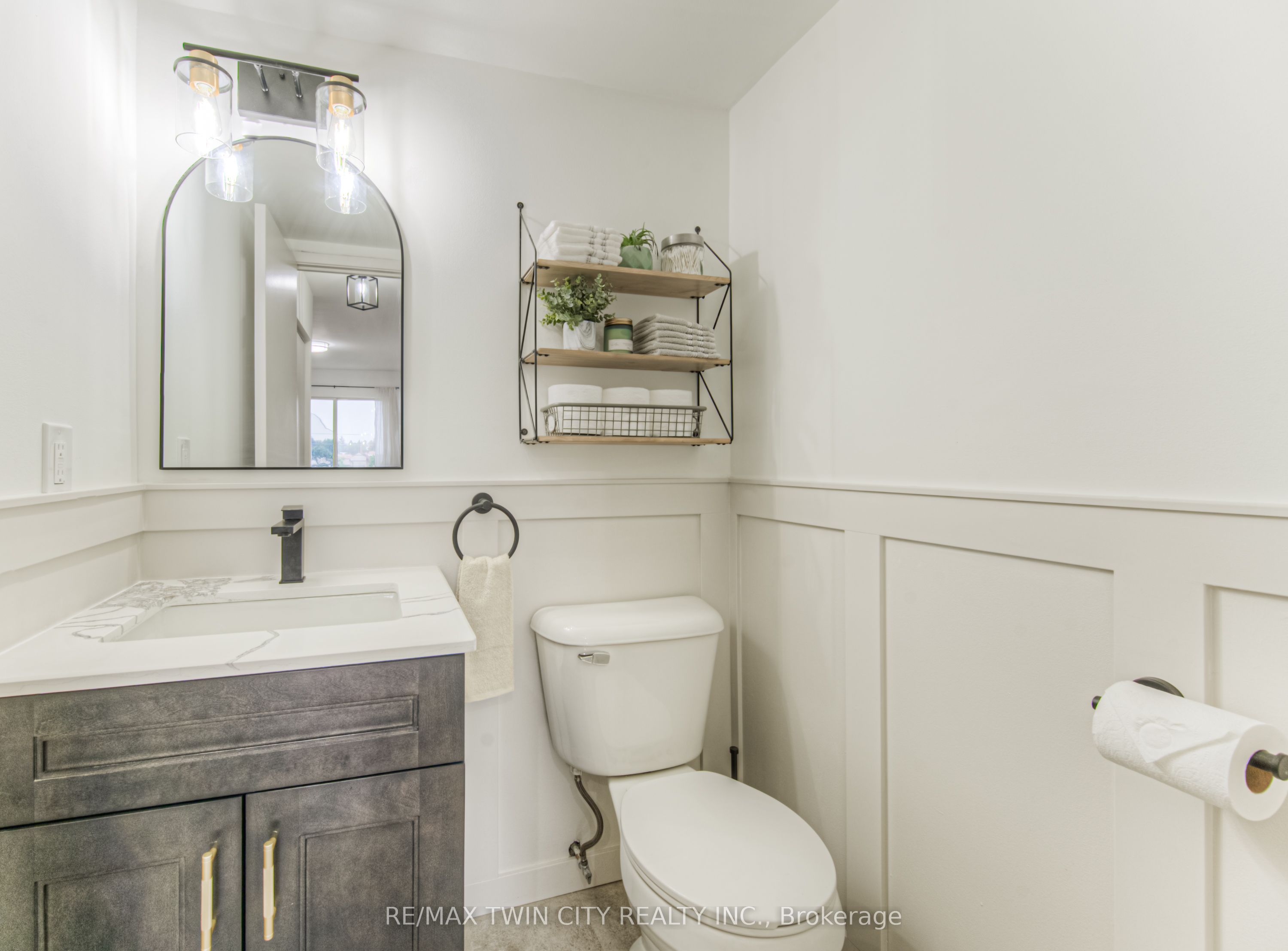 15 Hofstetter Avenue 321 Property Photo 16