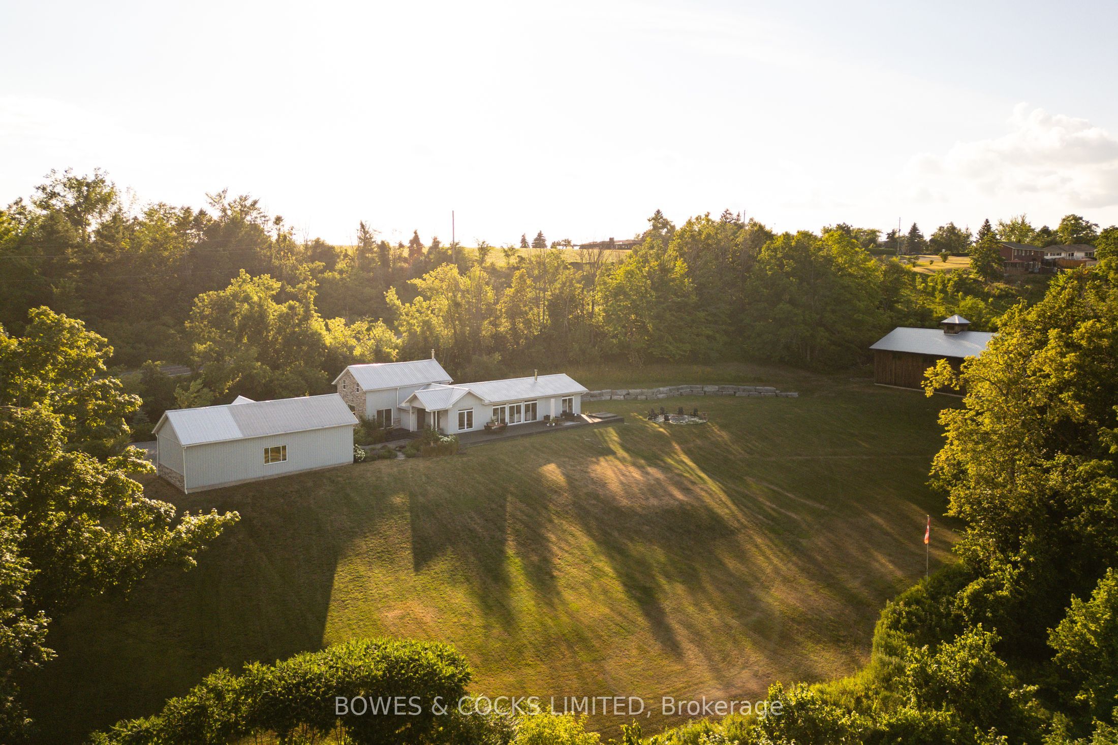 1009 Serpent Mounds Road Property Photo 1