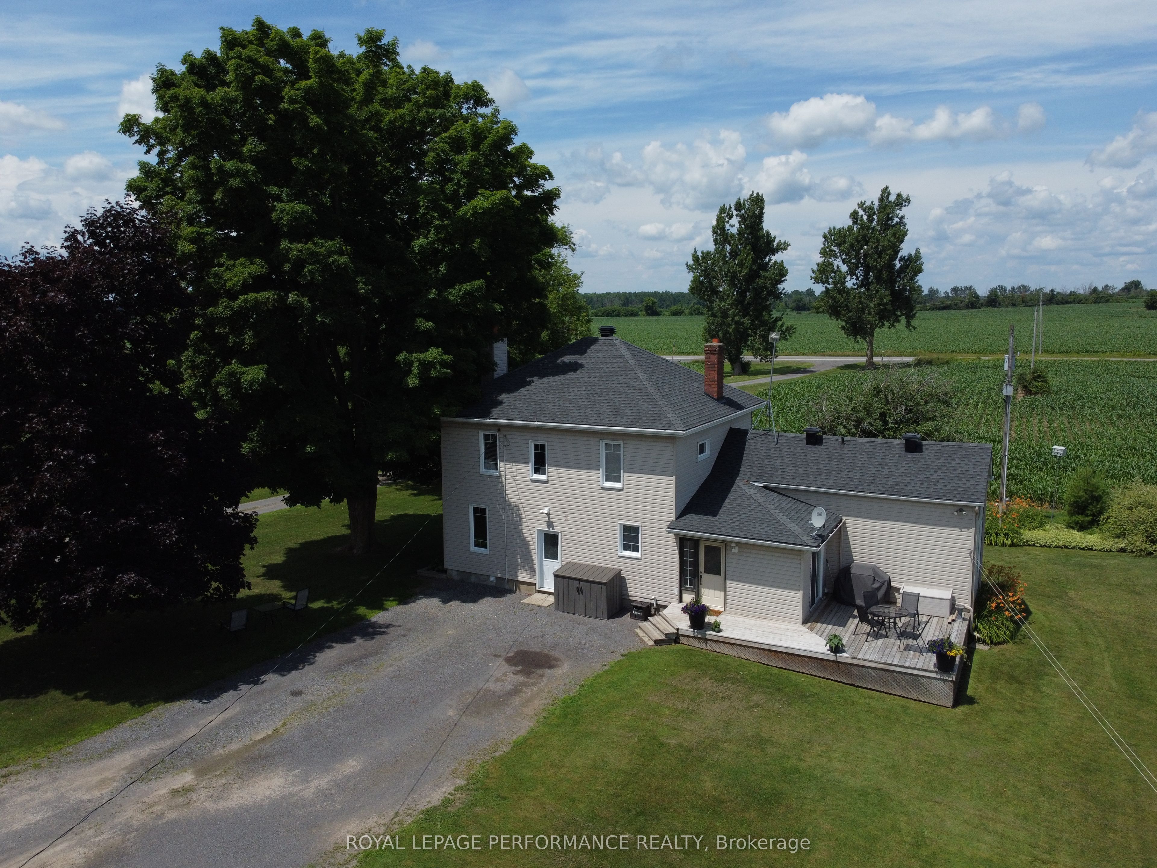9374 Marvelville Road Property Photo 1