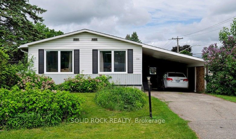 211 Dodson Street Property Photo 1