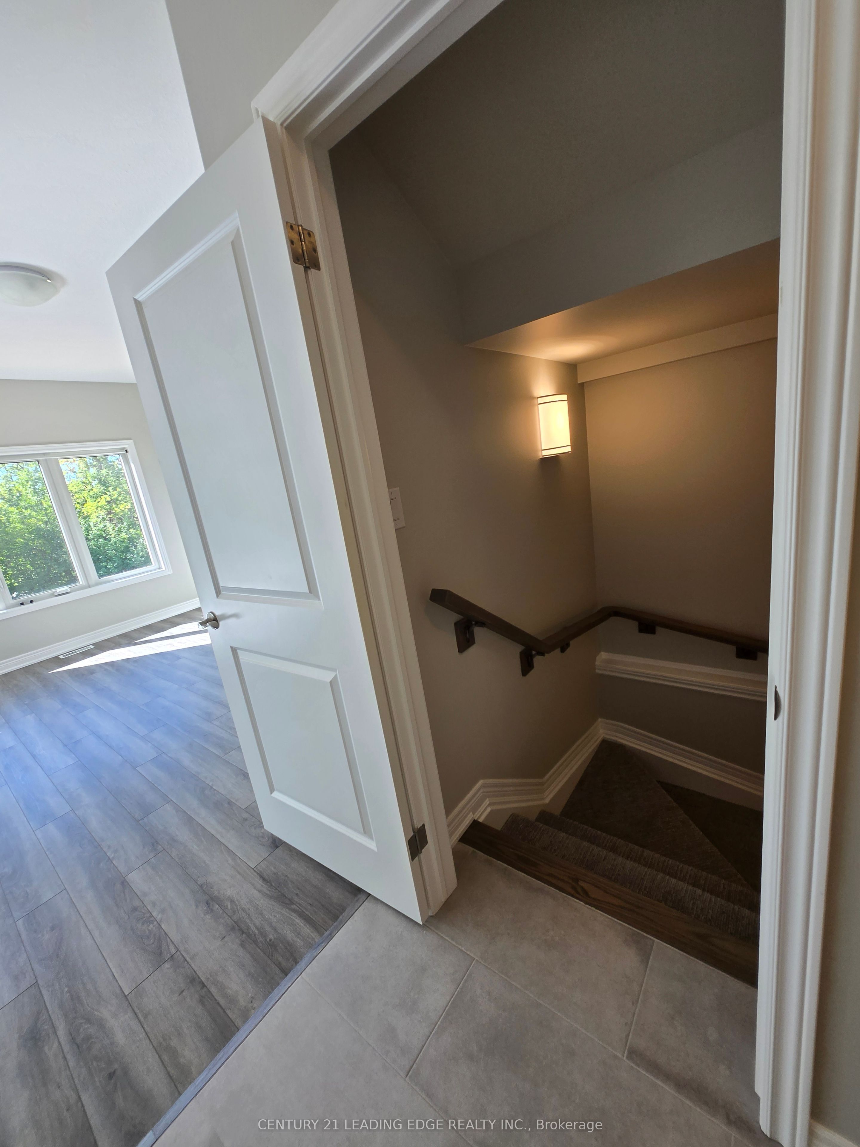 66 Willson Drive Upper Property Photo 16