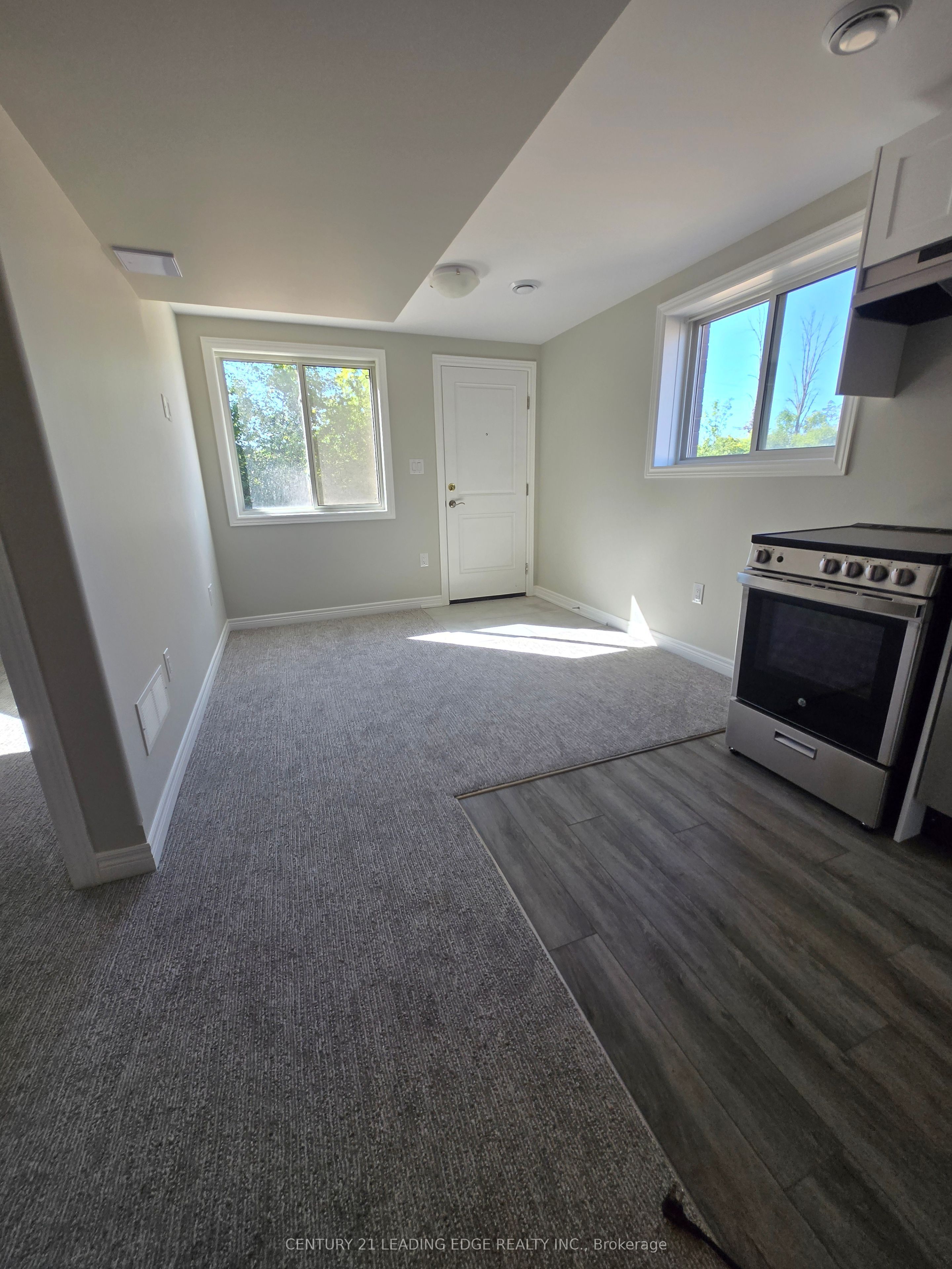 66 Willson Drive Upper Property Photo 18