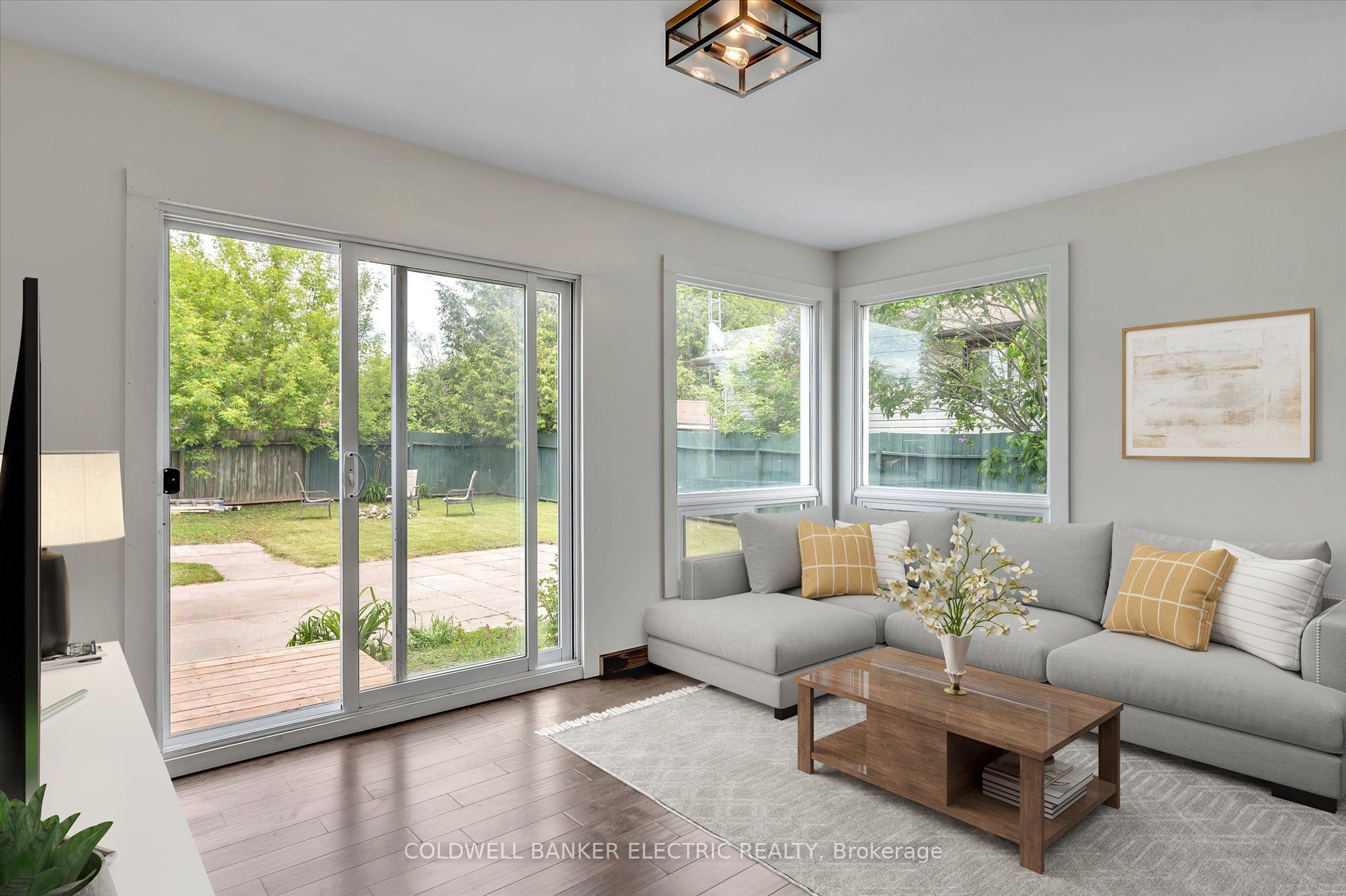 65 Queen Street Property Photo 1