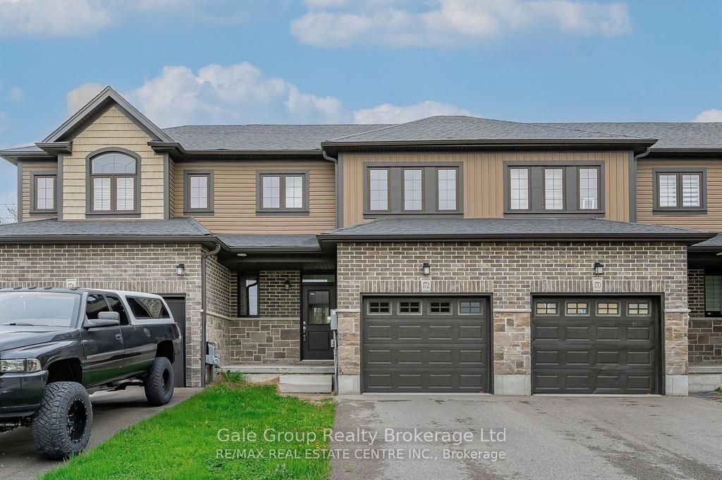 172 Links Cres Property Photo 1